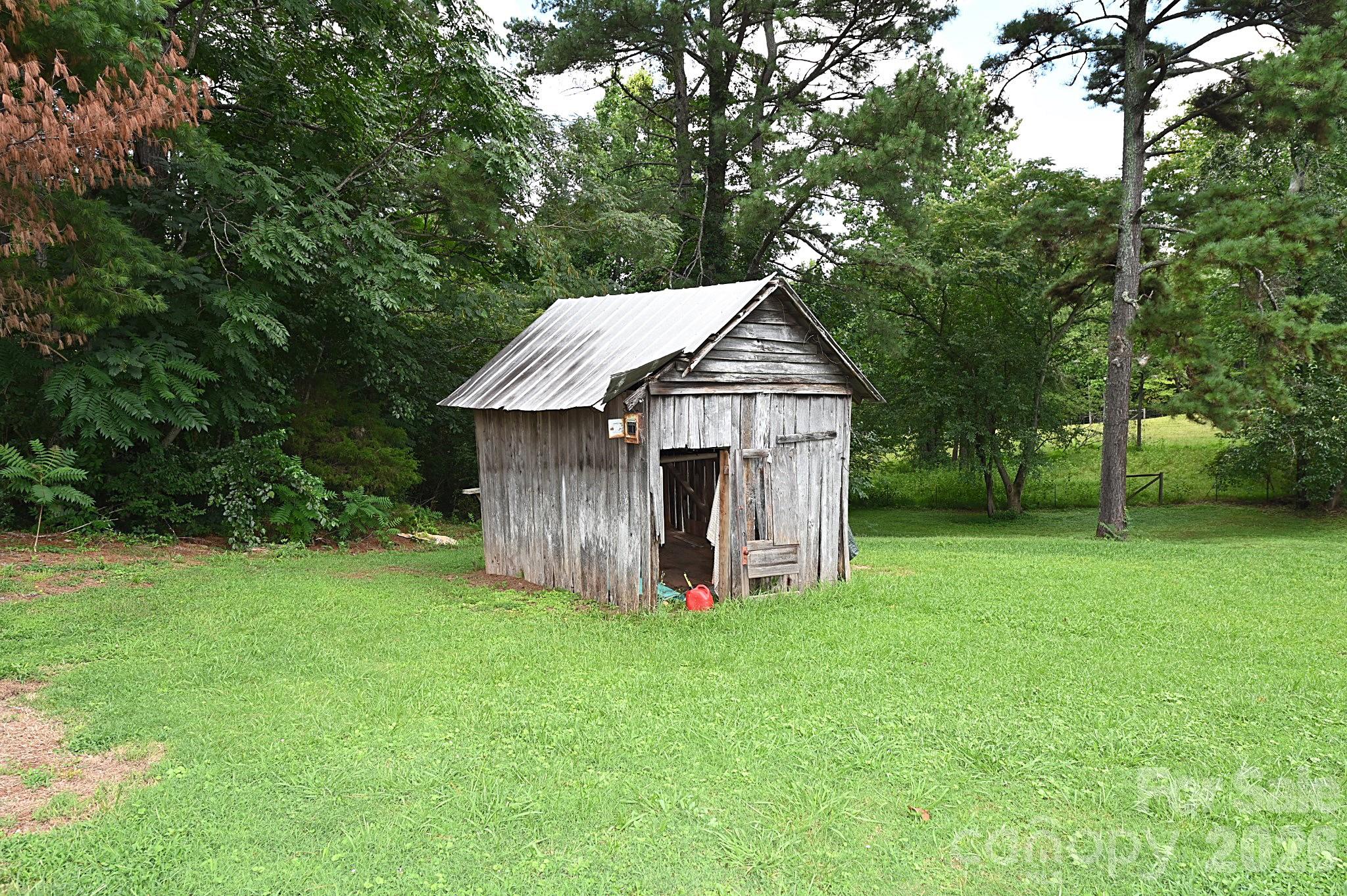 3392 Pearidge Road Property Photo 42