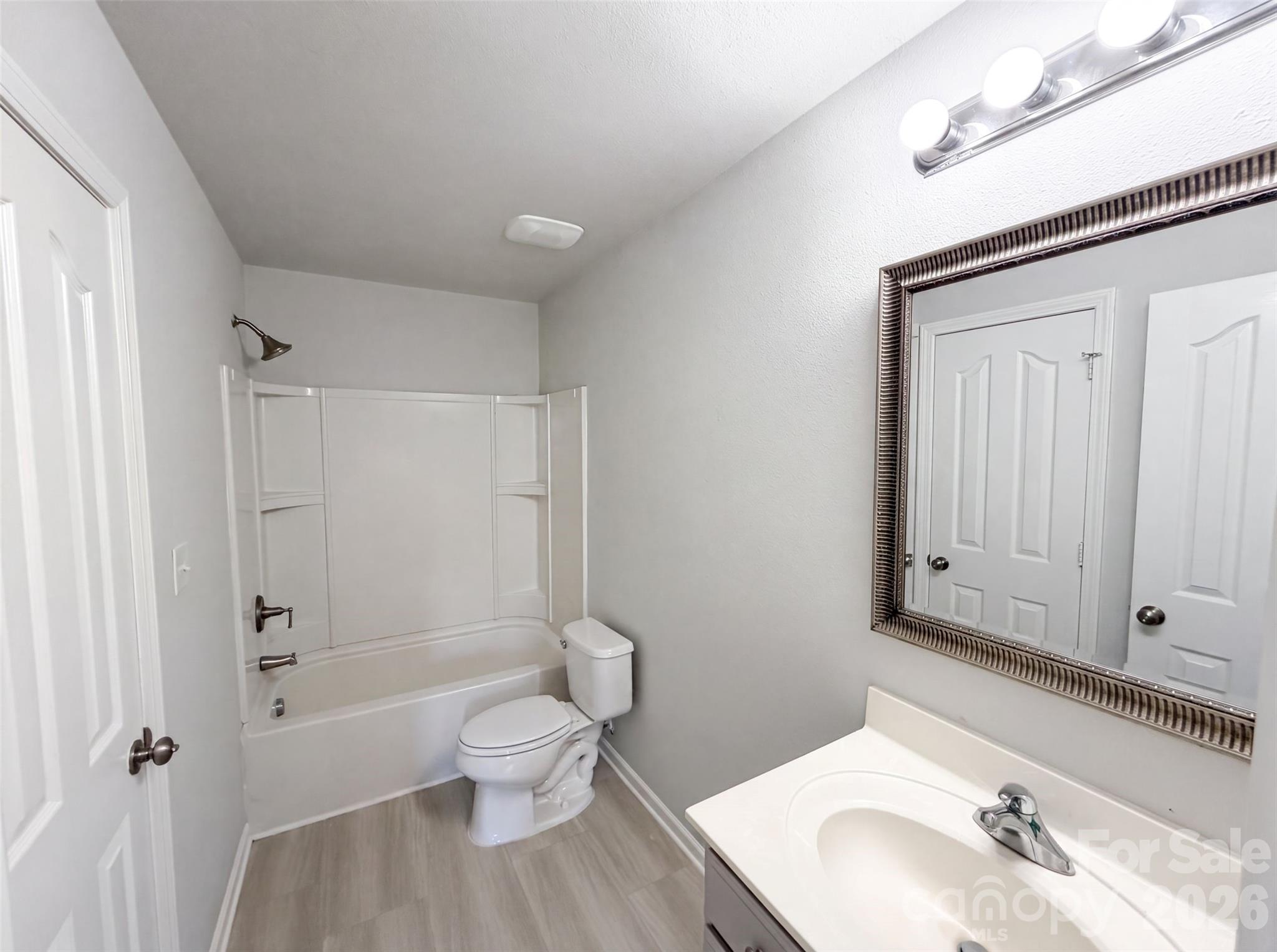 802 Bartram Avenue Property Photo 14