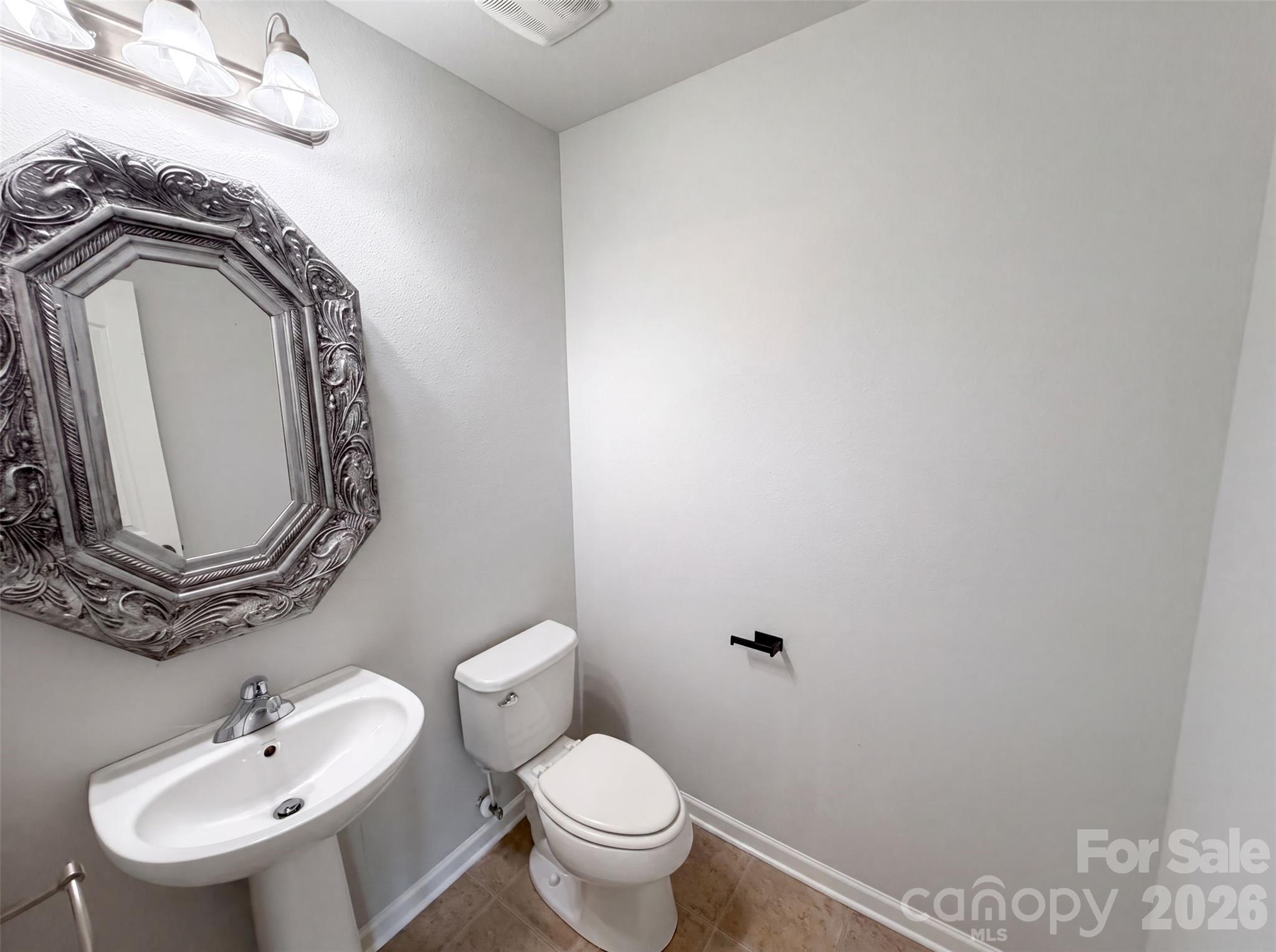 802 Bartram Avenue Property Photo 15