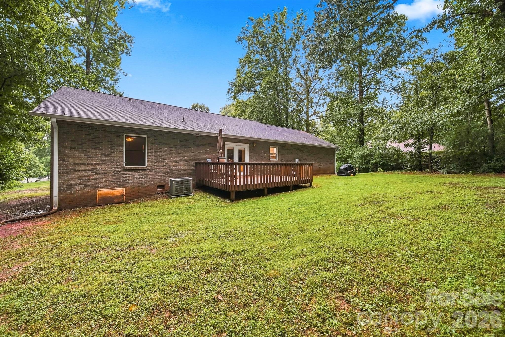 3933 Mattingly Drive Property Photo 4