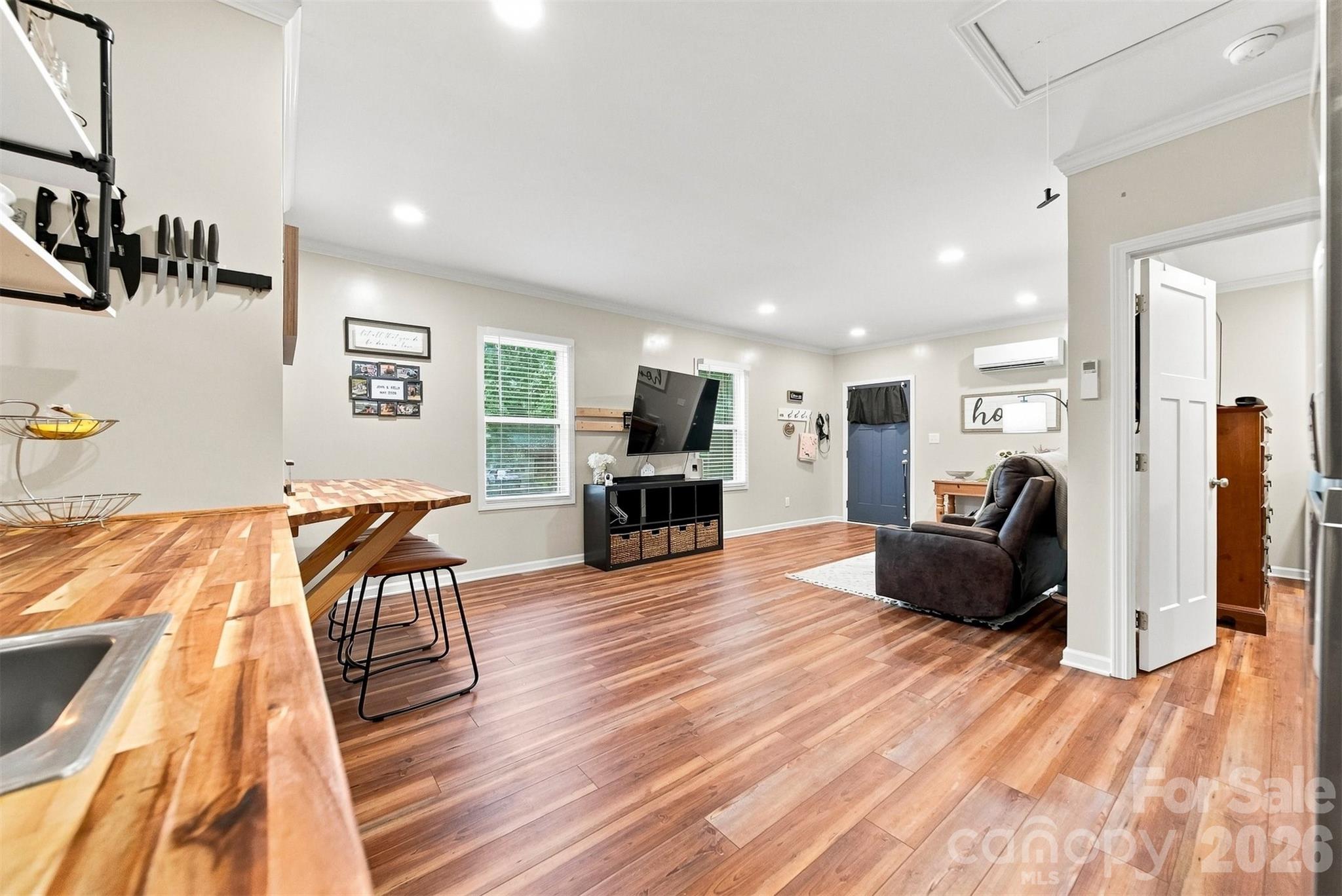 3933 Mattingly Drive Property Photo 18