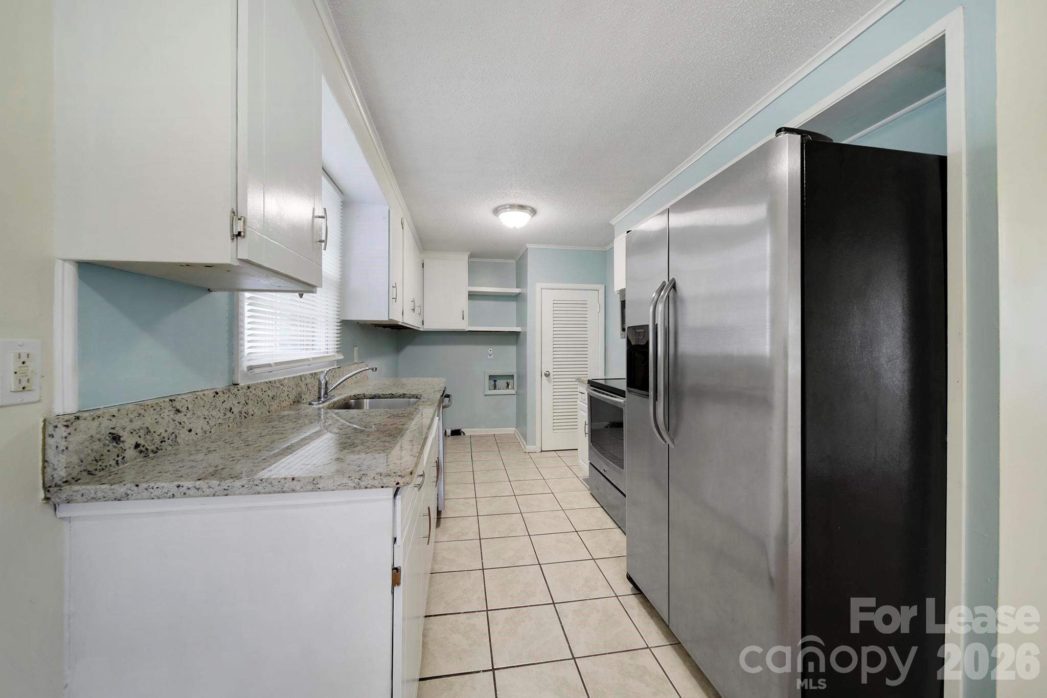 501 Olin Drive Property Photo 7