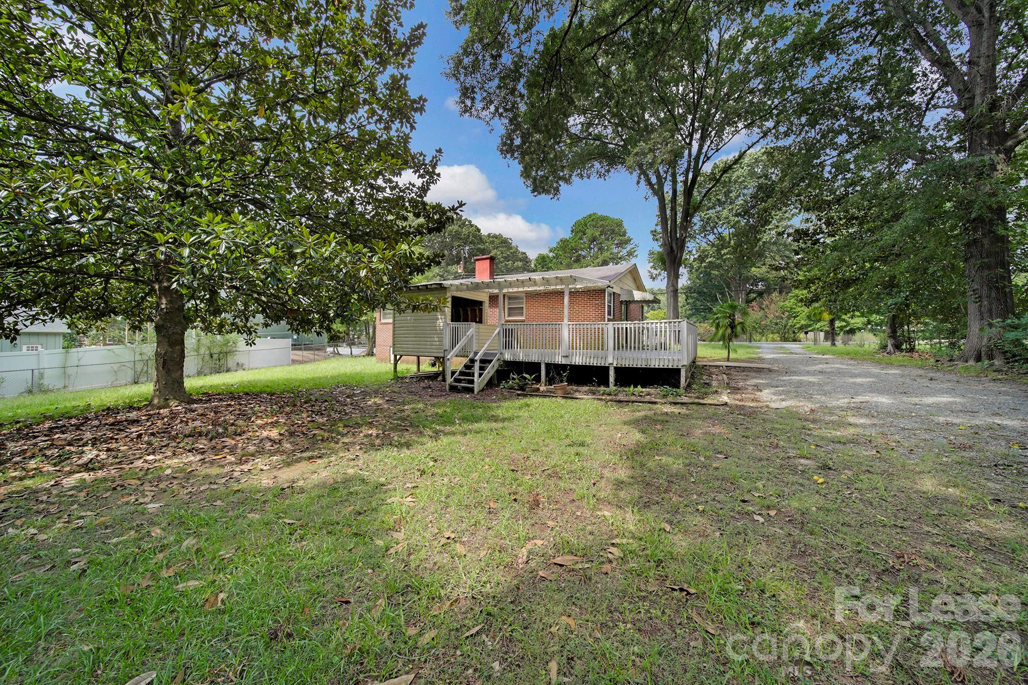 501 Olin Drive Property Photo 22