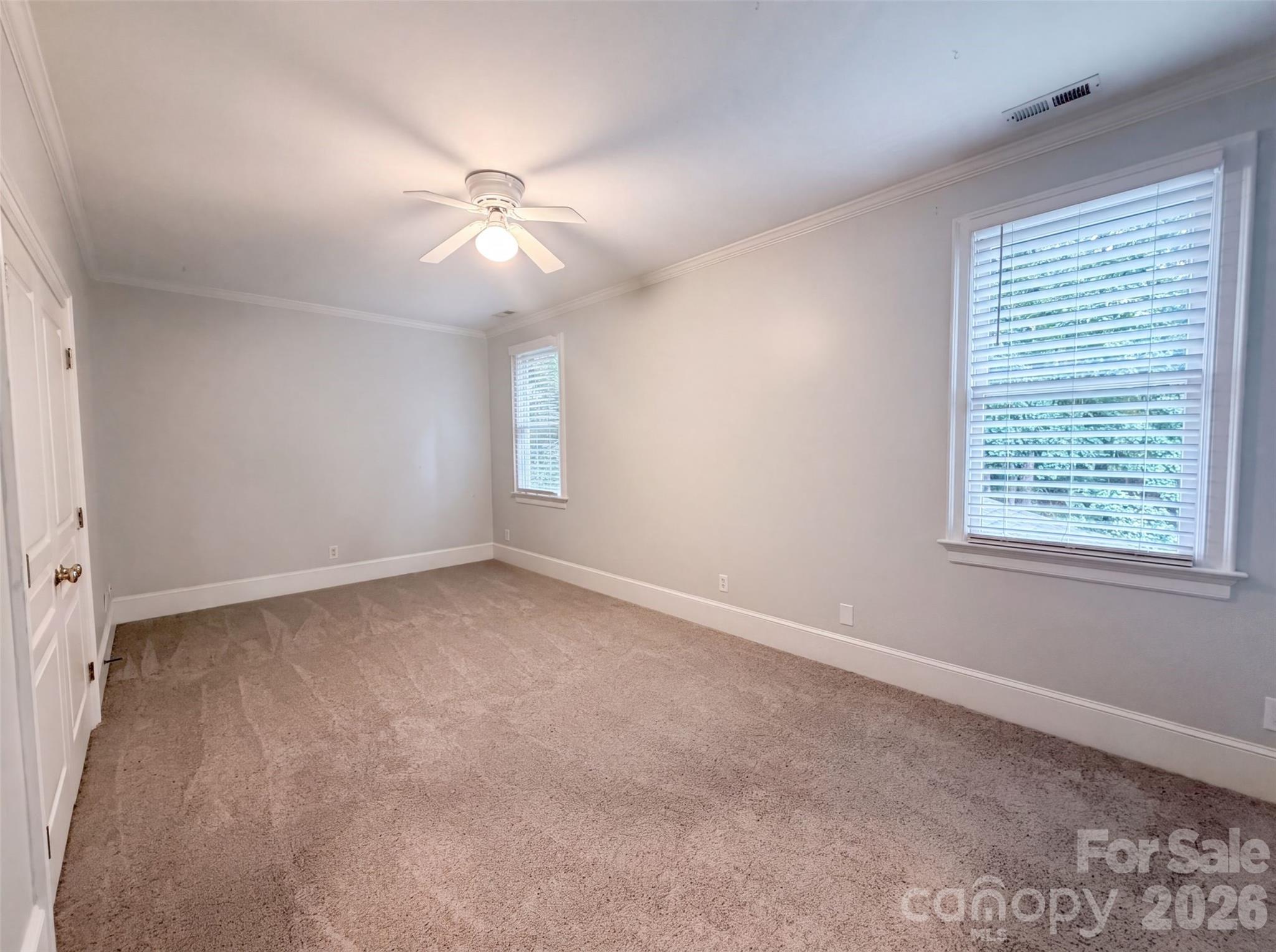 480 Robinson Road Property Photo 10