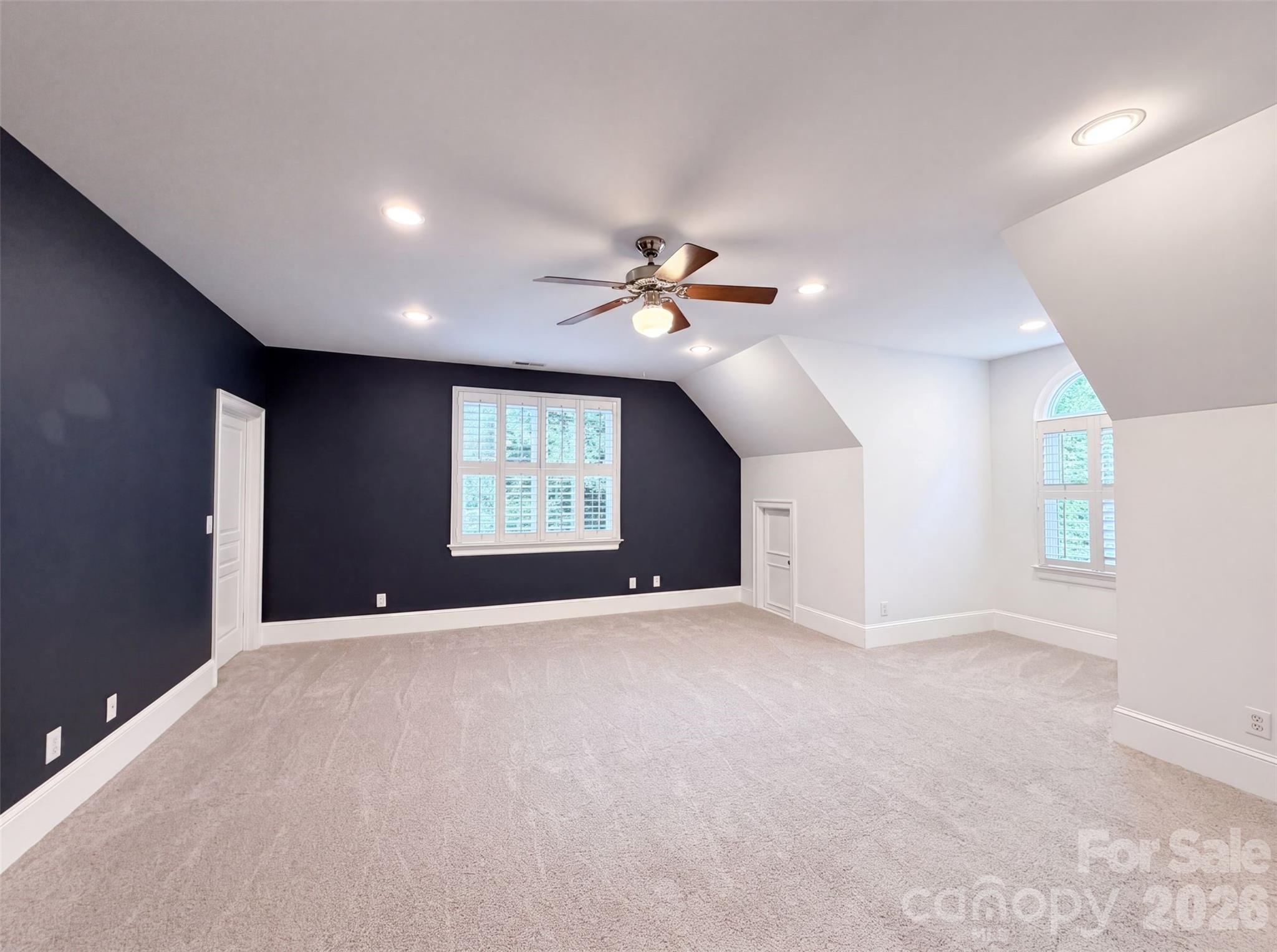 480 Robinson Road Property Photo 13