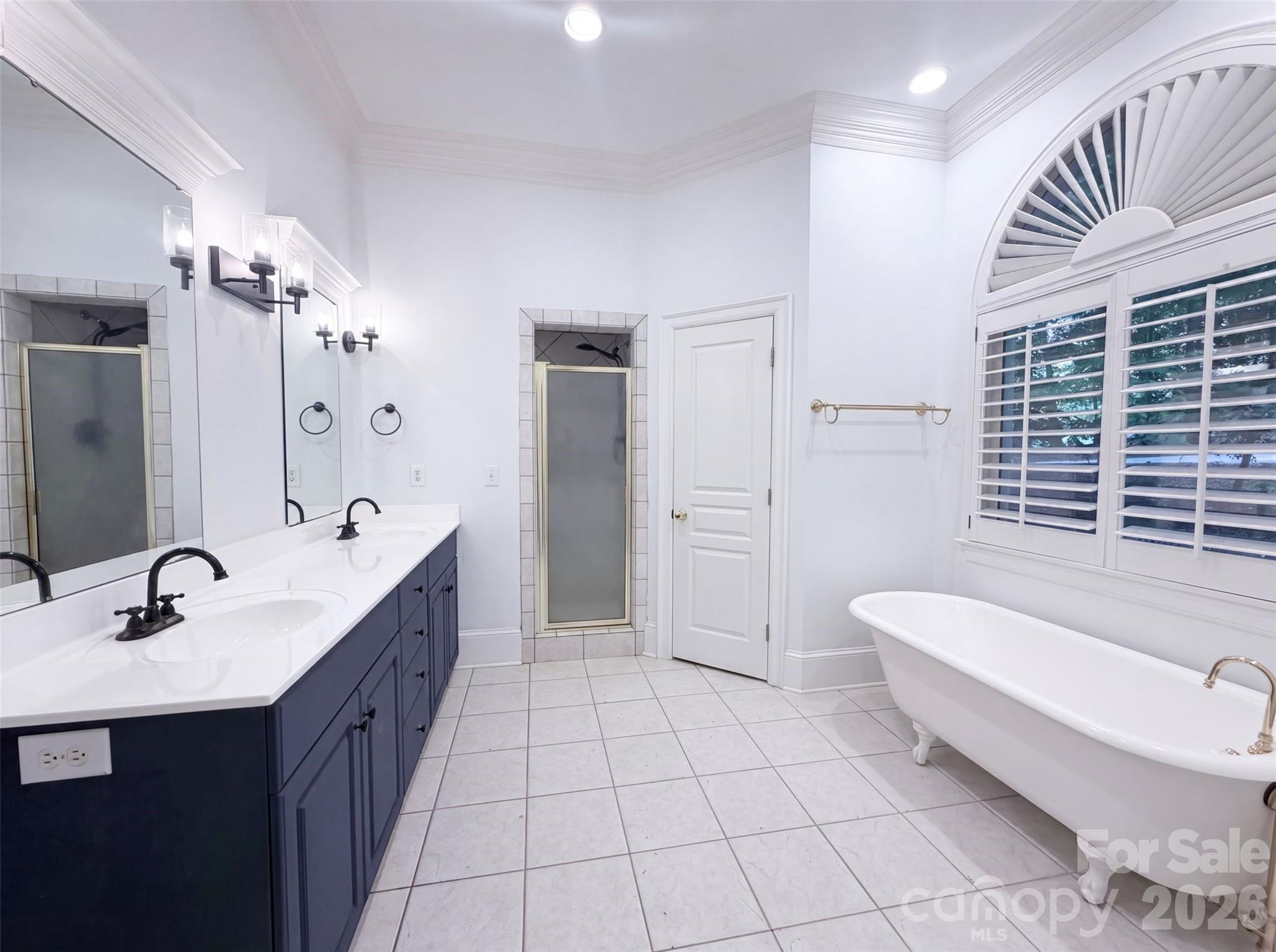 480 Robinson Road Property Photo 15