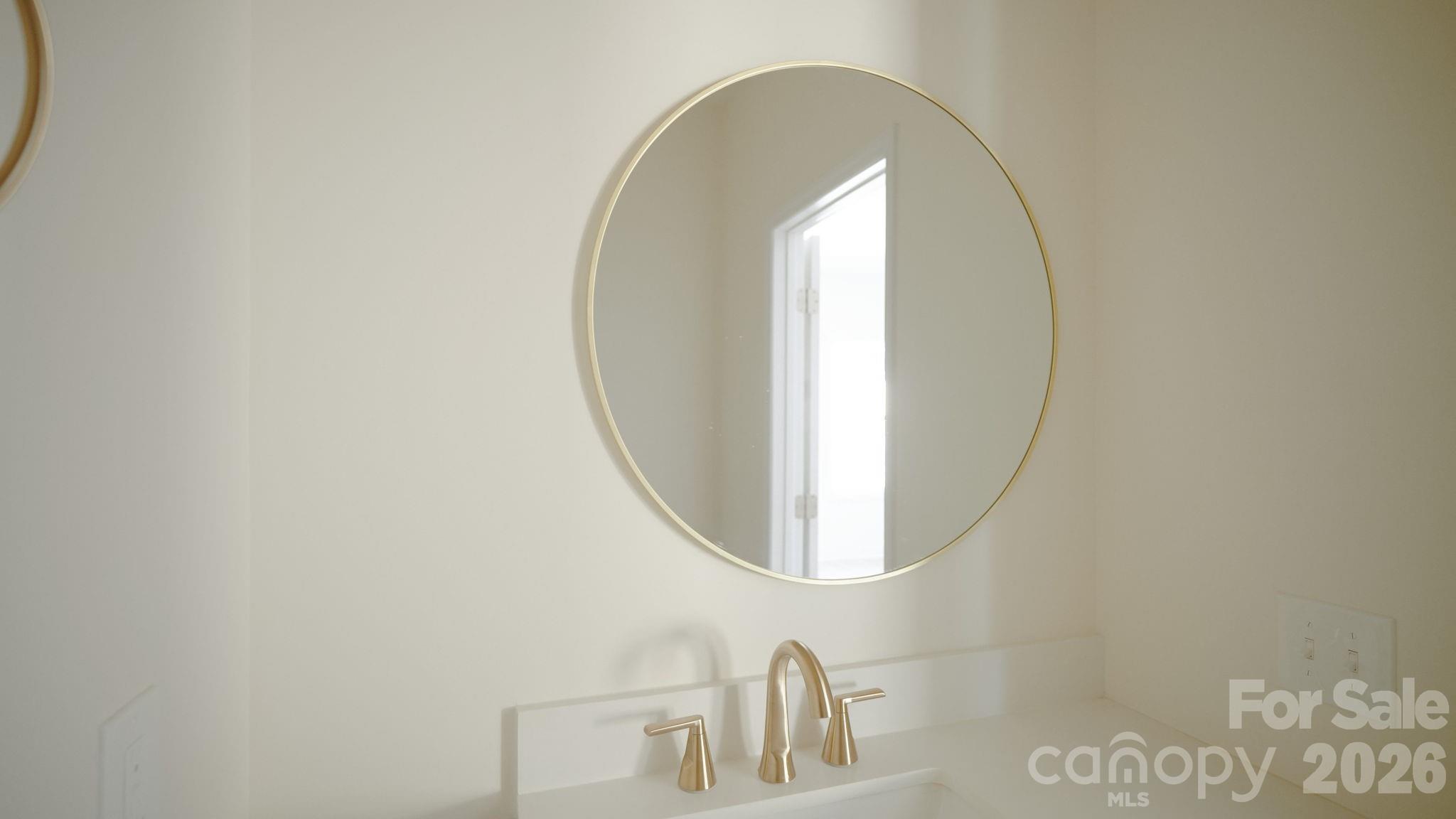 503 Granby Circle B Property Photo 11