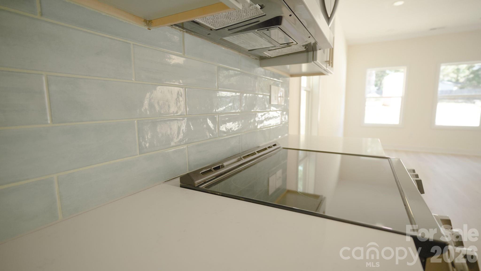 503 Granby Circle B Property Photo 13