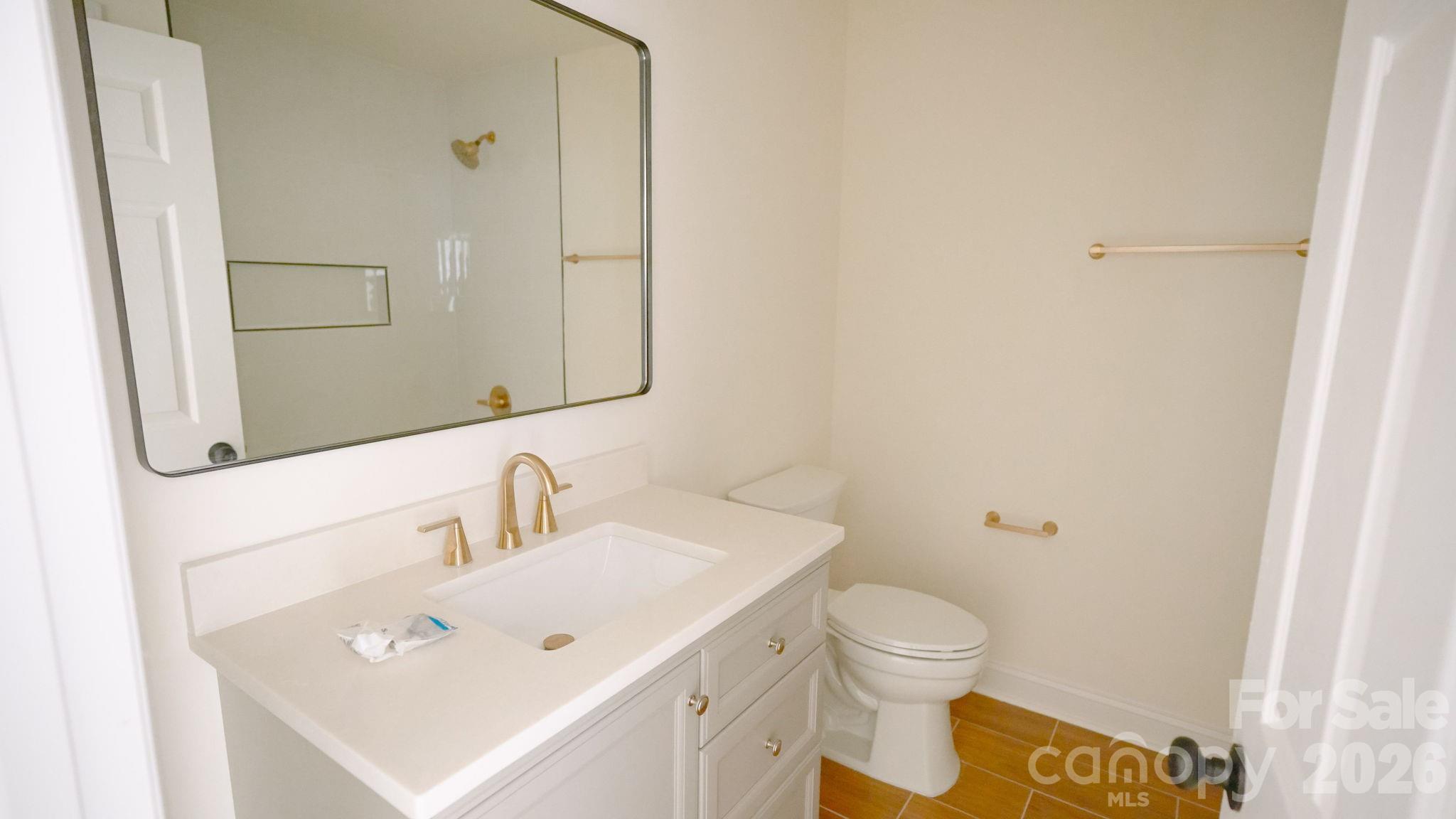 503 Granby Circle B Property Photo 26