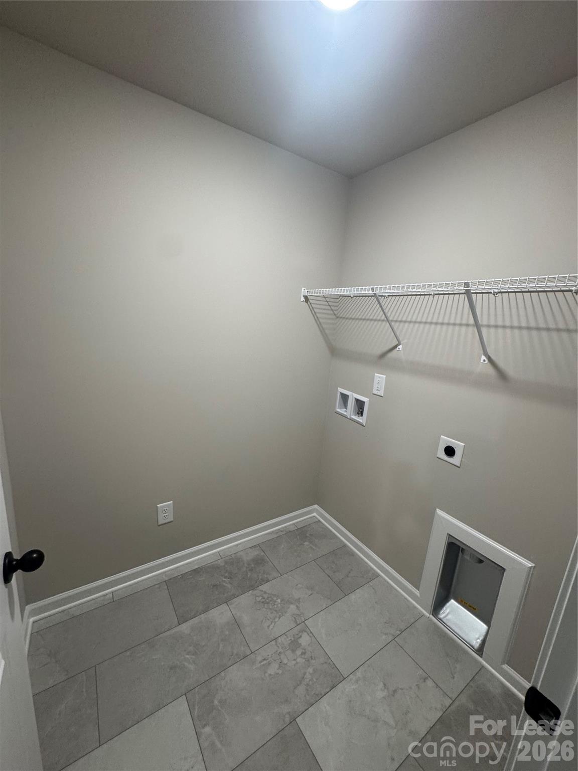 2128 Clapham Court Property Photo 14