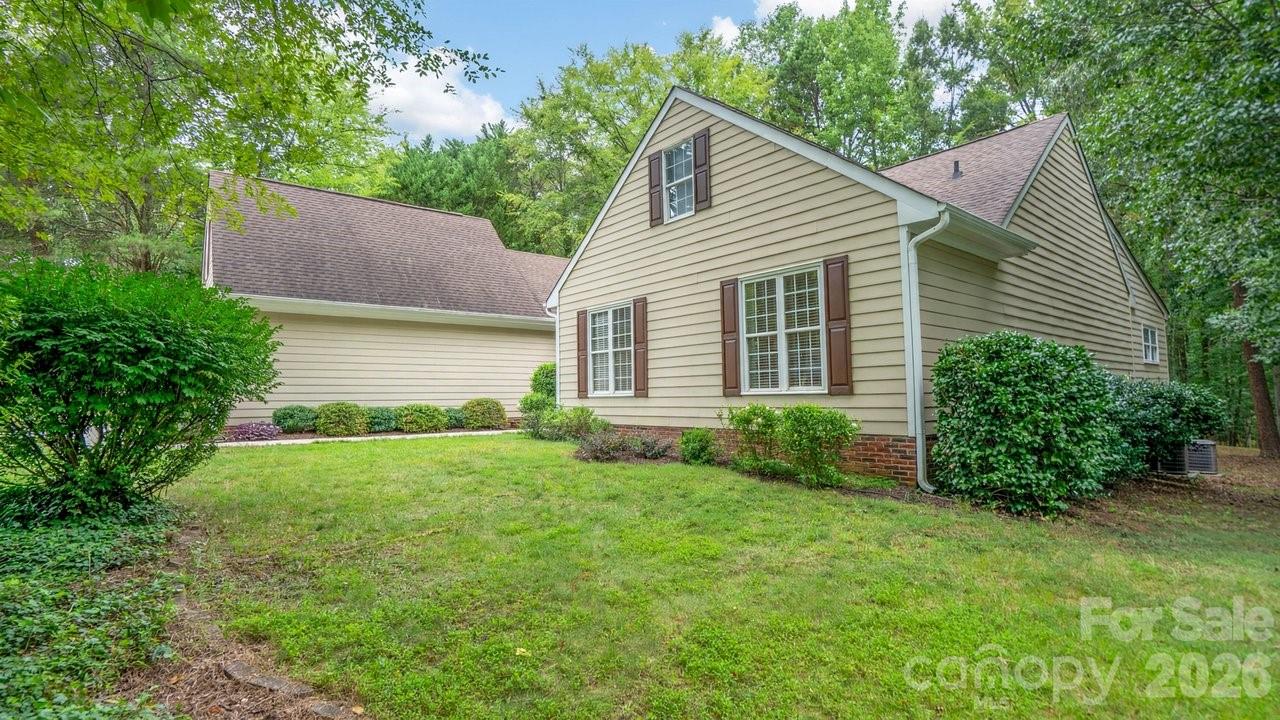 235 Withershinn Drive Property Photo 2