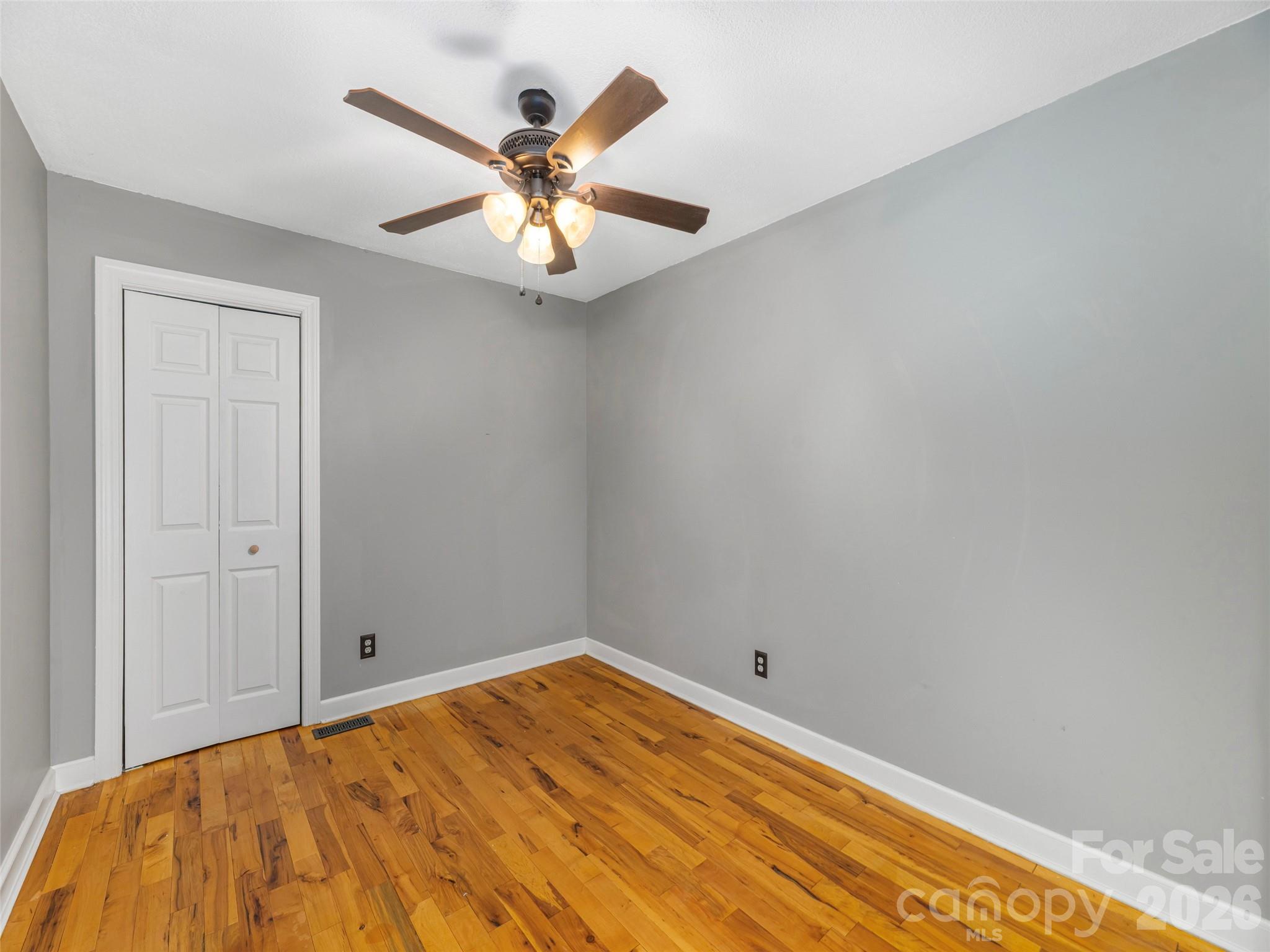 45 W James Drive Property Photo 16
