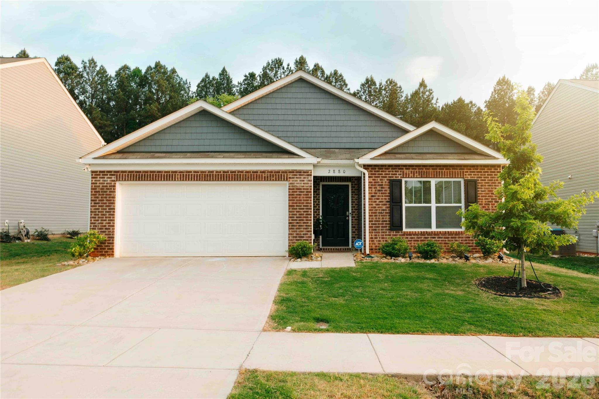 2880 Sherrills Stream Drive Property Photo 1