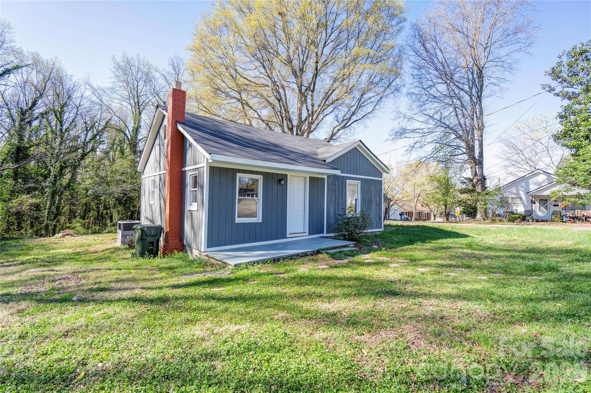 113 Morris Street Property Photo 3