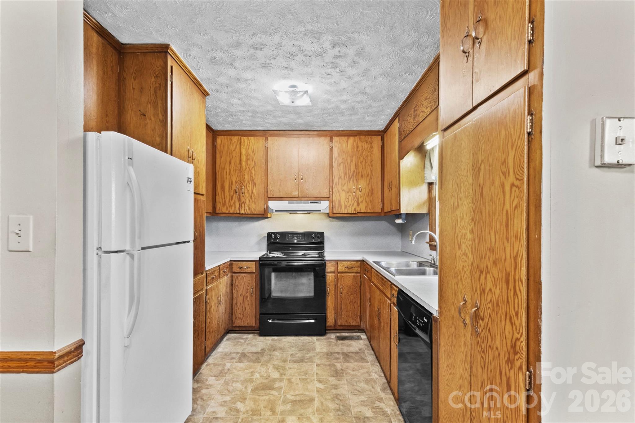 7804 Matthew Miller Road Property Photo 8