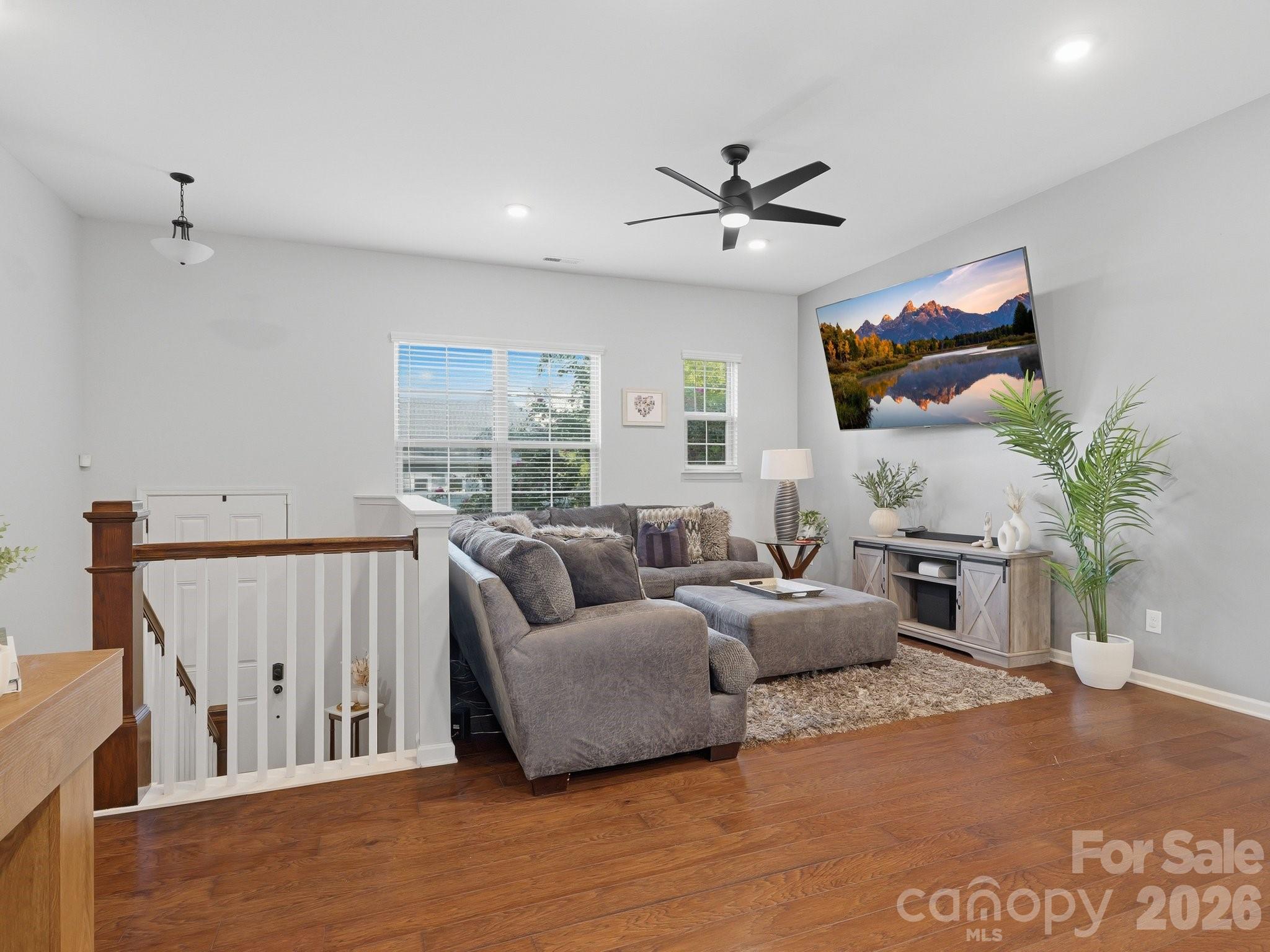 1110 Whitby Moore Street Property Photo 6