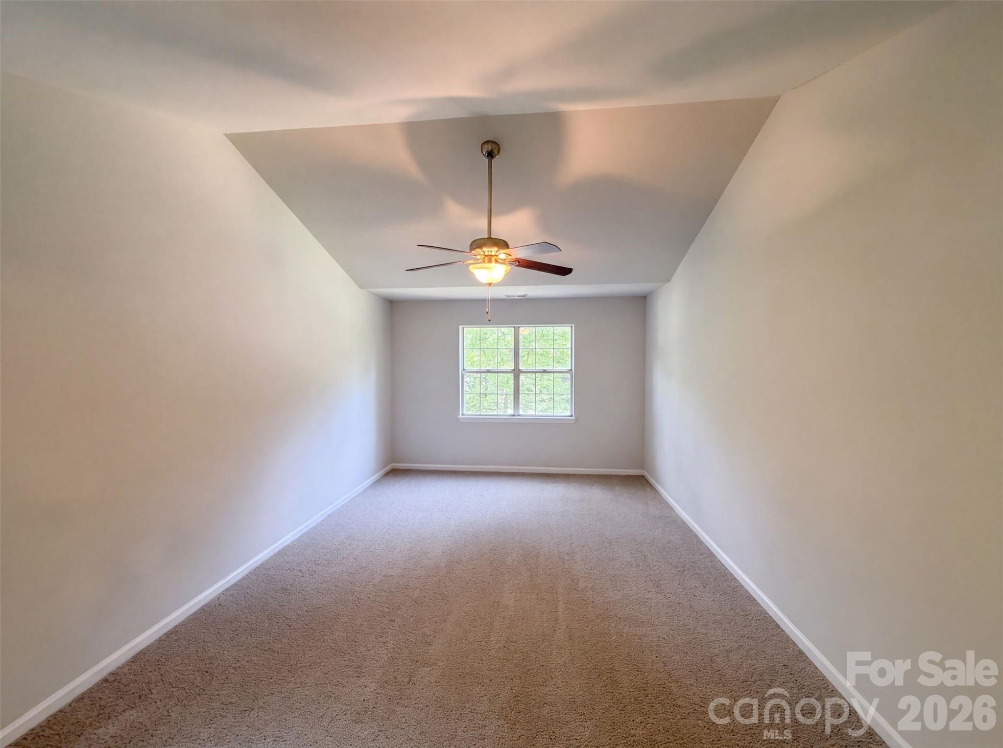 1604 Rocky Glen Lane Property Photo 4