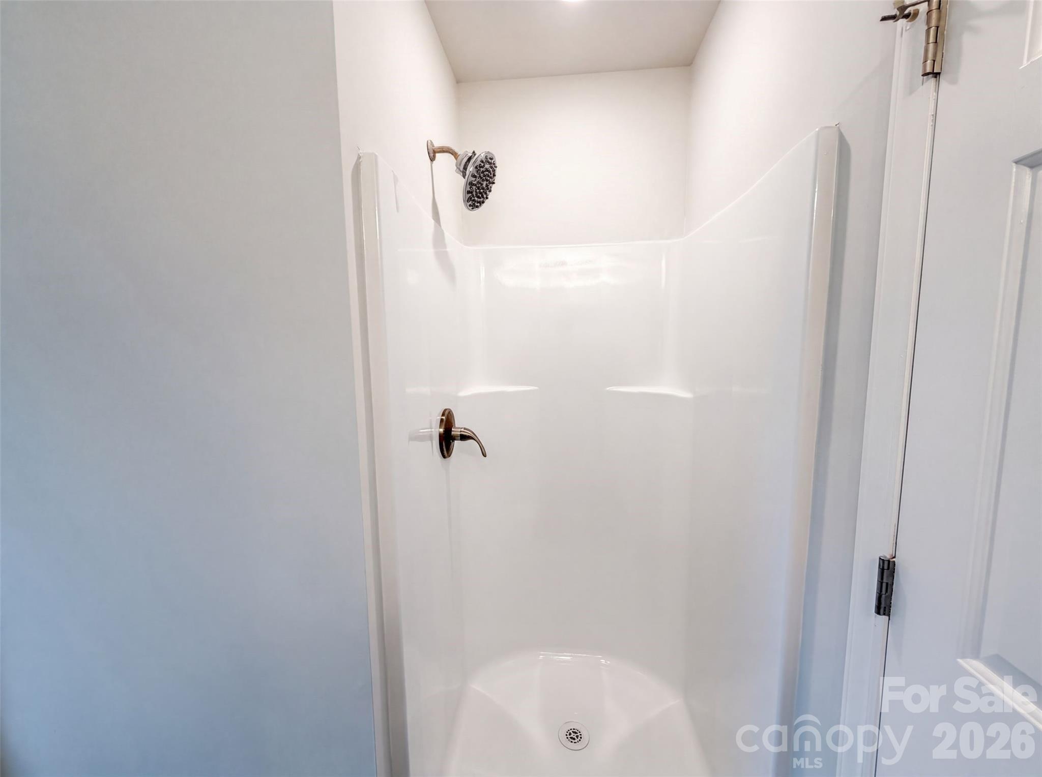 1604 Rocky Glen Lane Property Photo 11