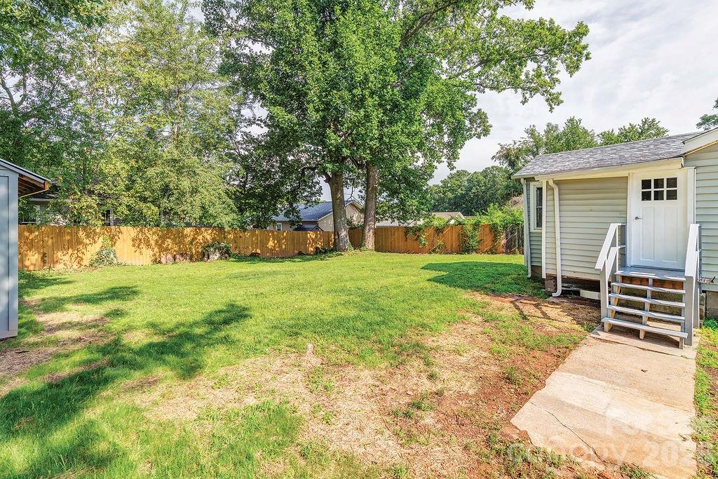 4 La Rue Street Property Photo 28