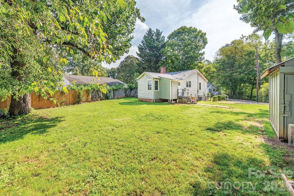 4 La Rue Street Property Photo 30