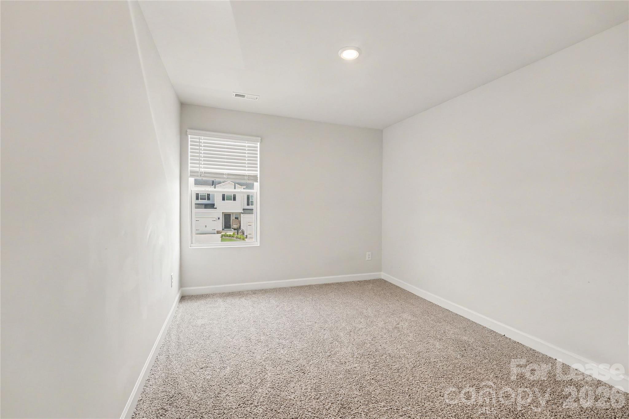 4414591 Property Photo 16
