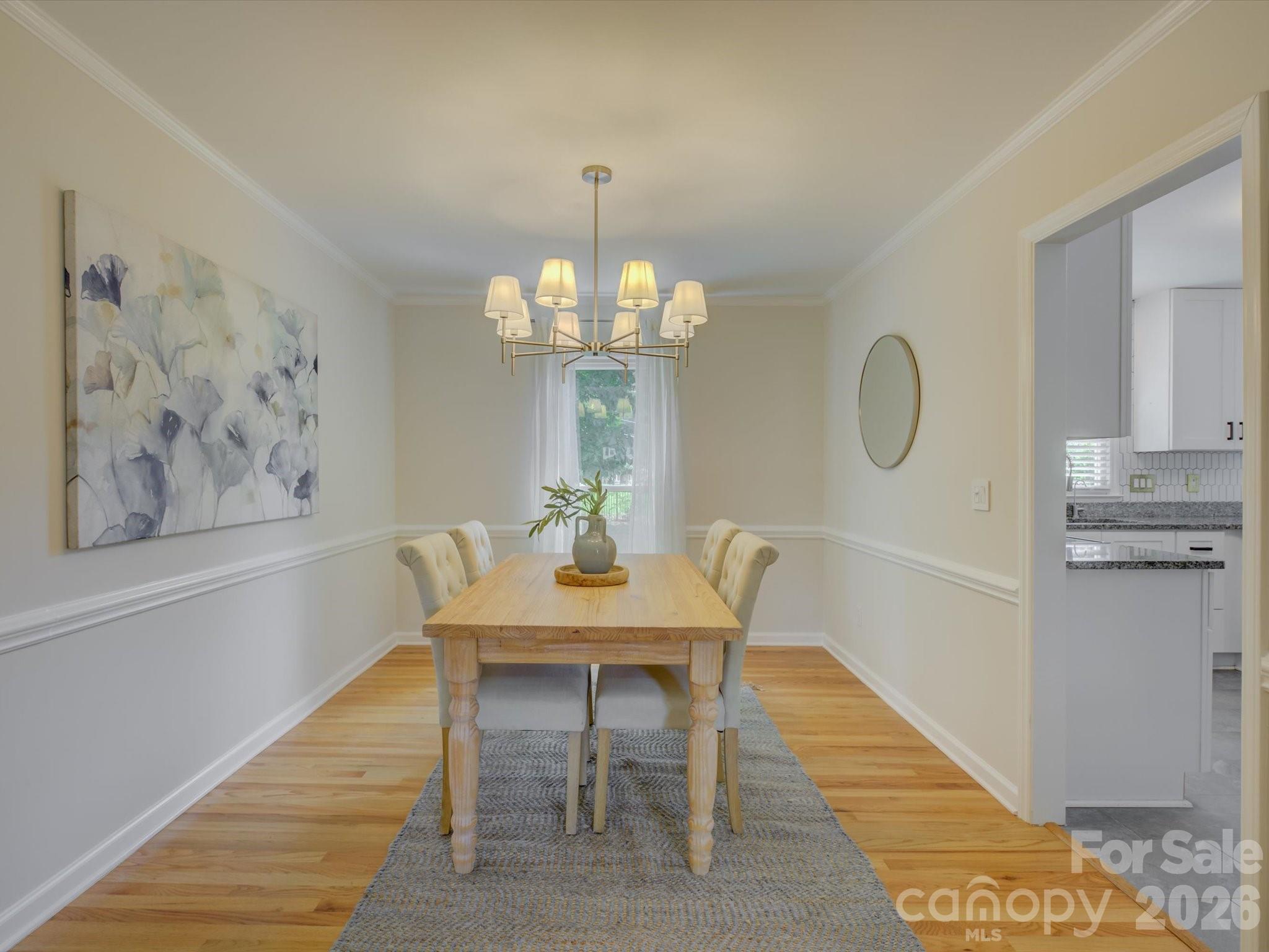13736 Strathaven Drive Property Photo 7