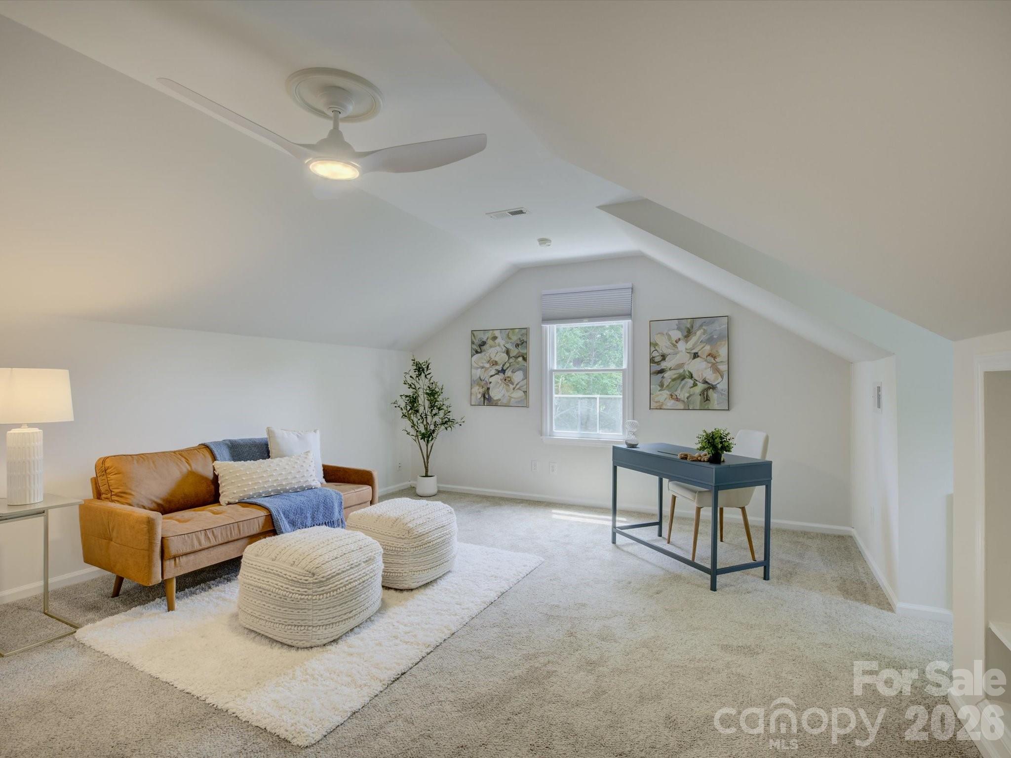 13736 Strathaven Drive Property Photo 23
