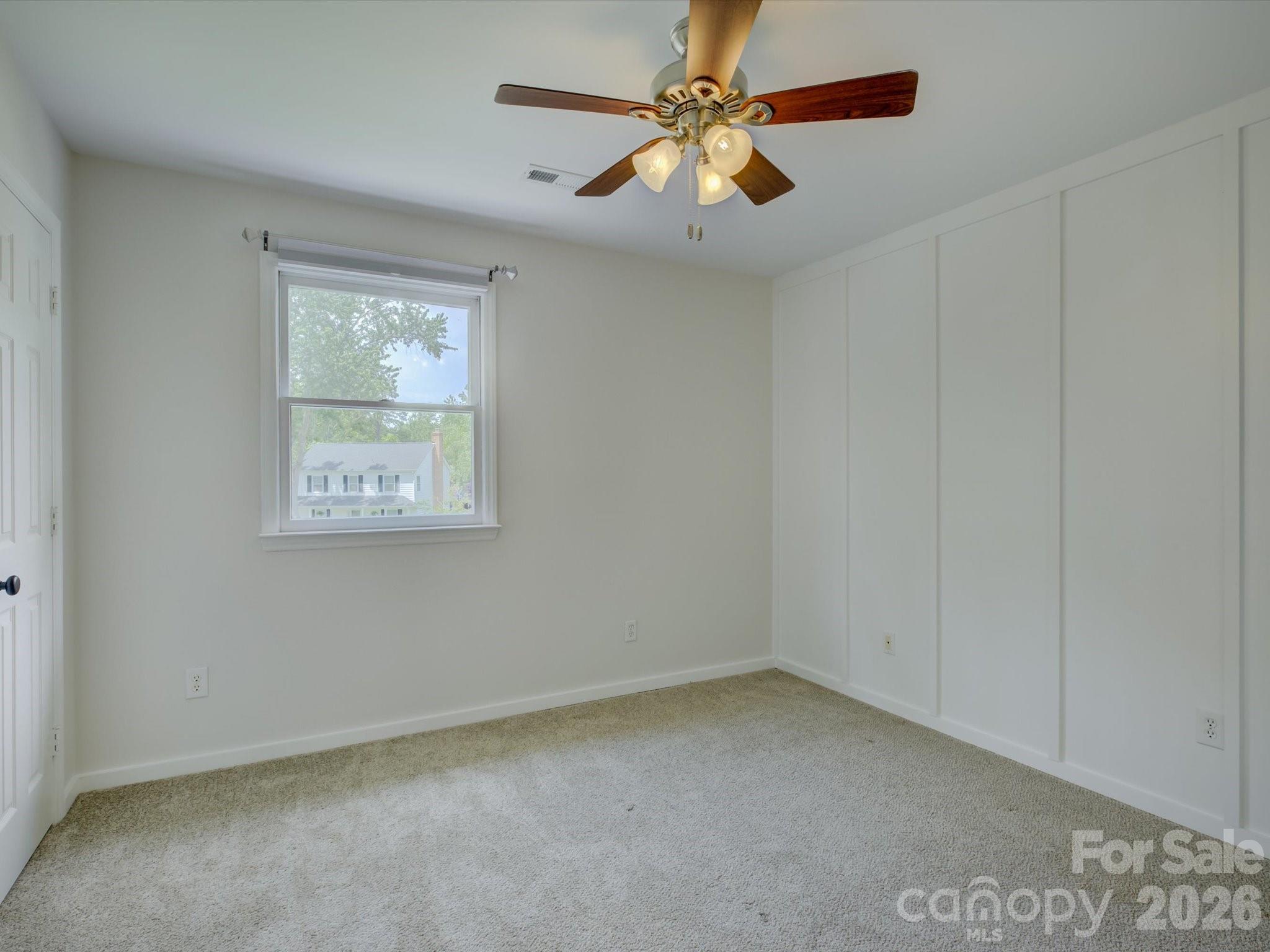 13736 Strathaven Drive Property Photo 26