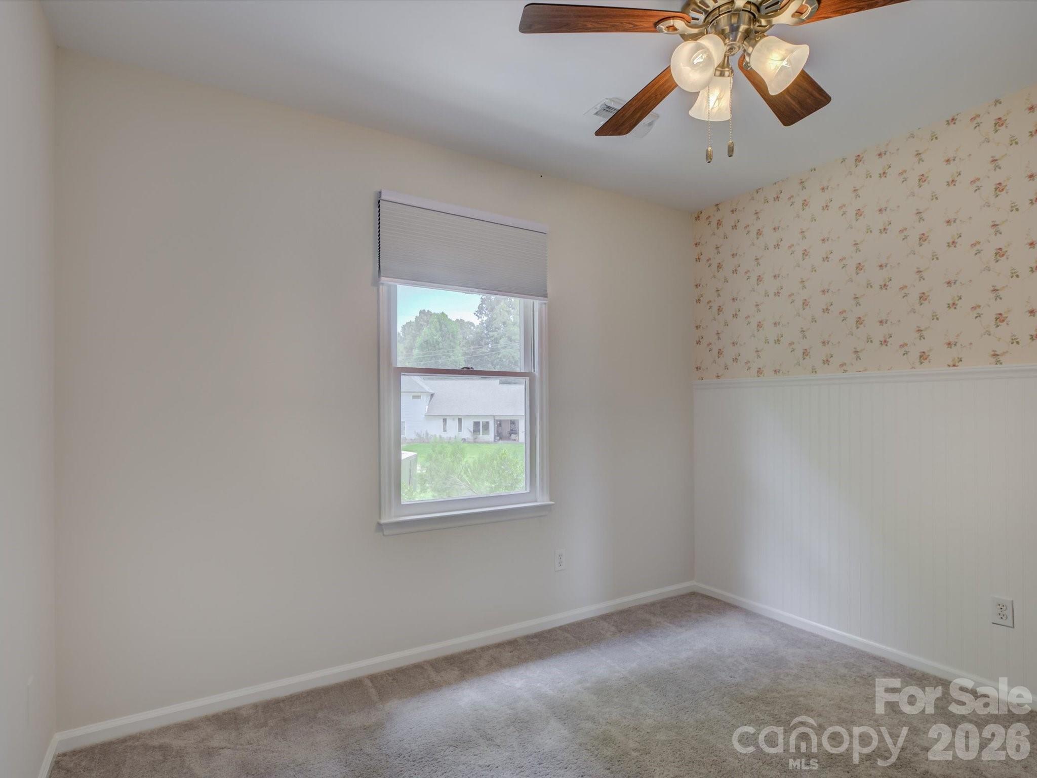 13736 Strathaven Drive Property Photo 28
