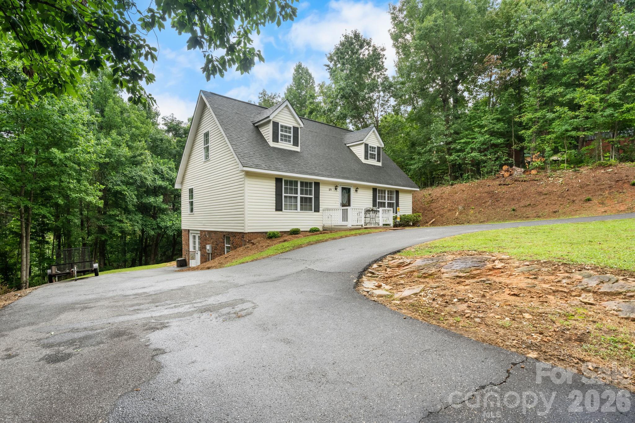 8791 Lisa Trail Property Photo 1