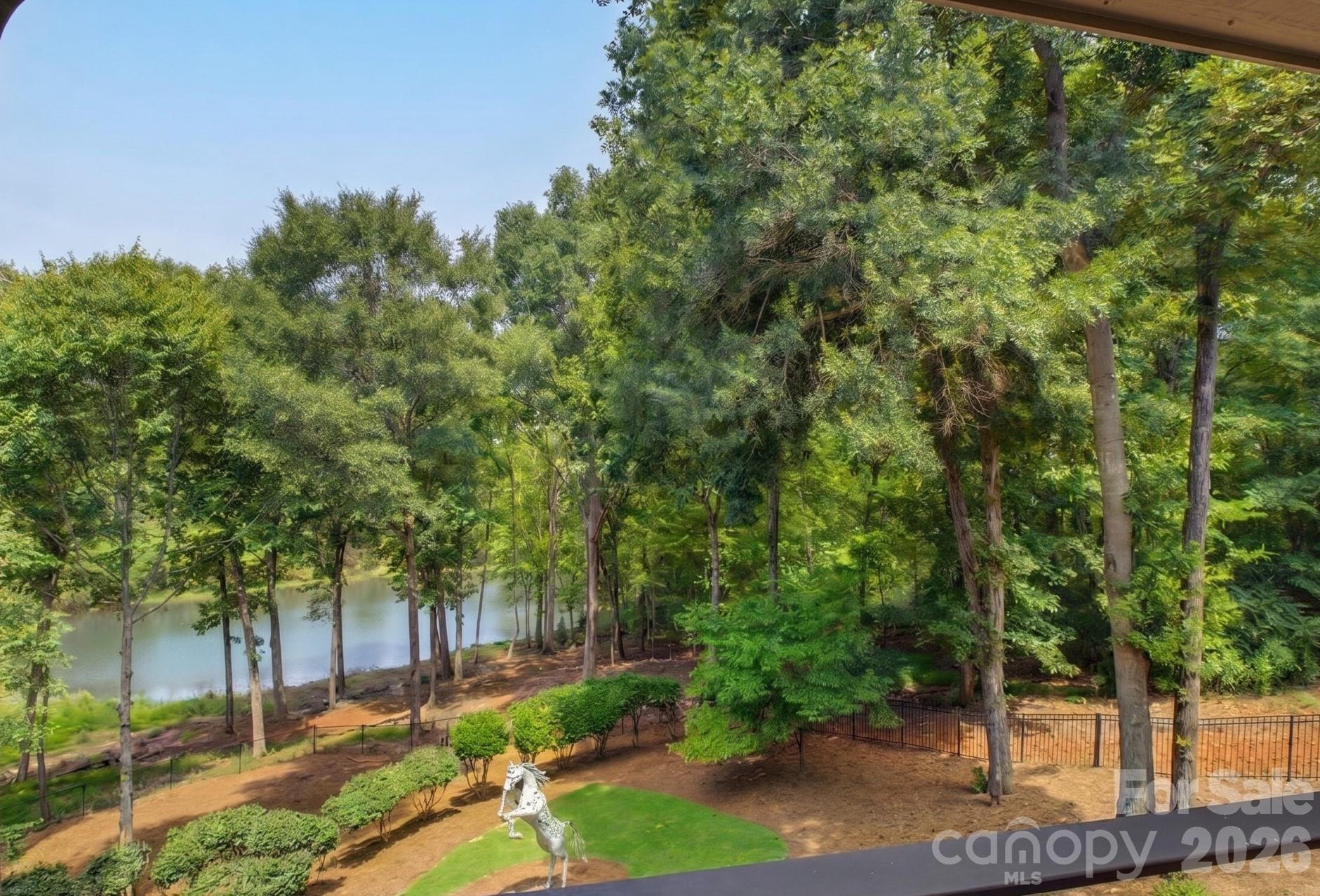 10310 Wildlife Road Property Photo 2