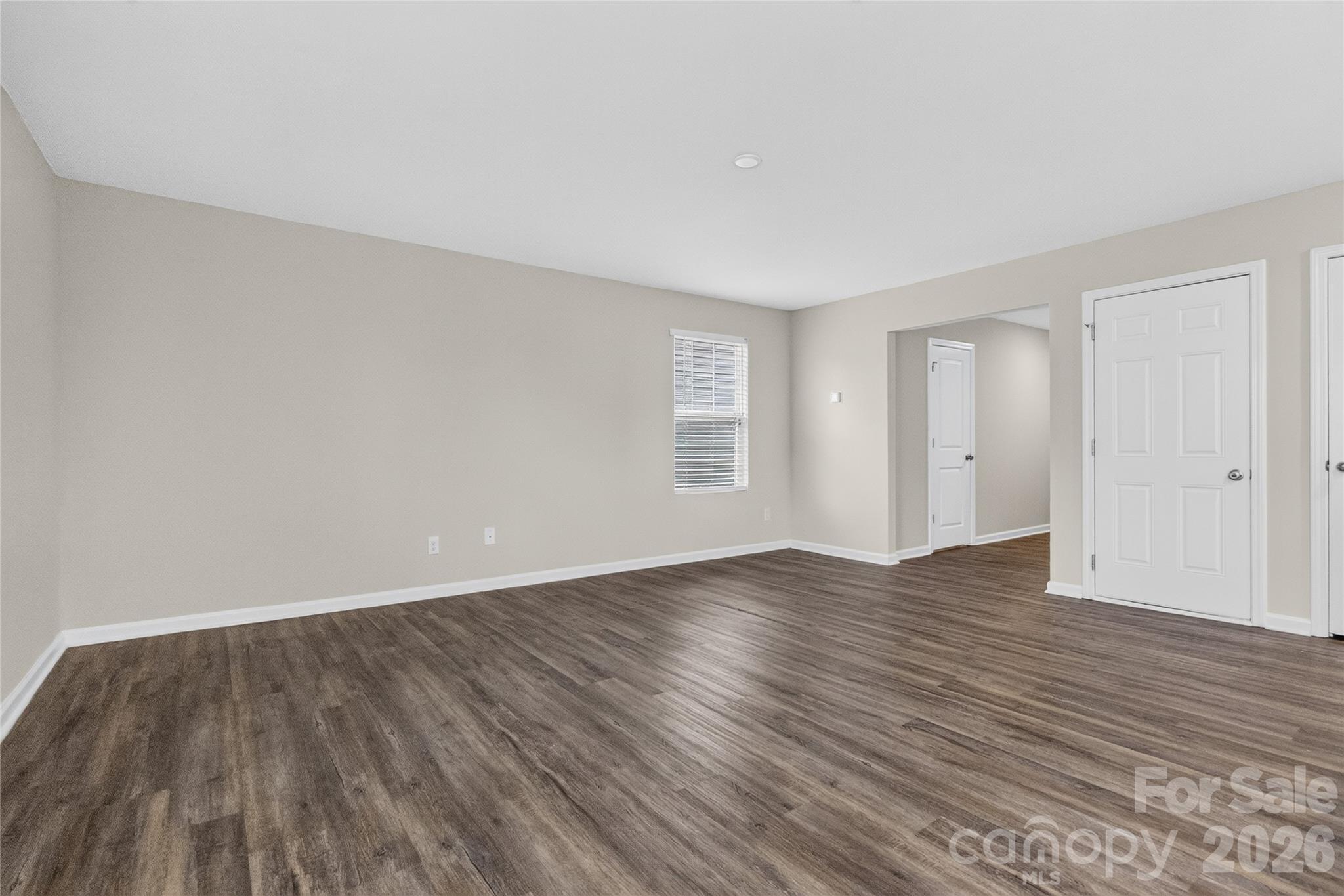 2765 Oldfield Drive Property Photo 4