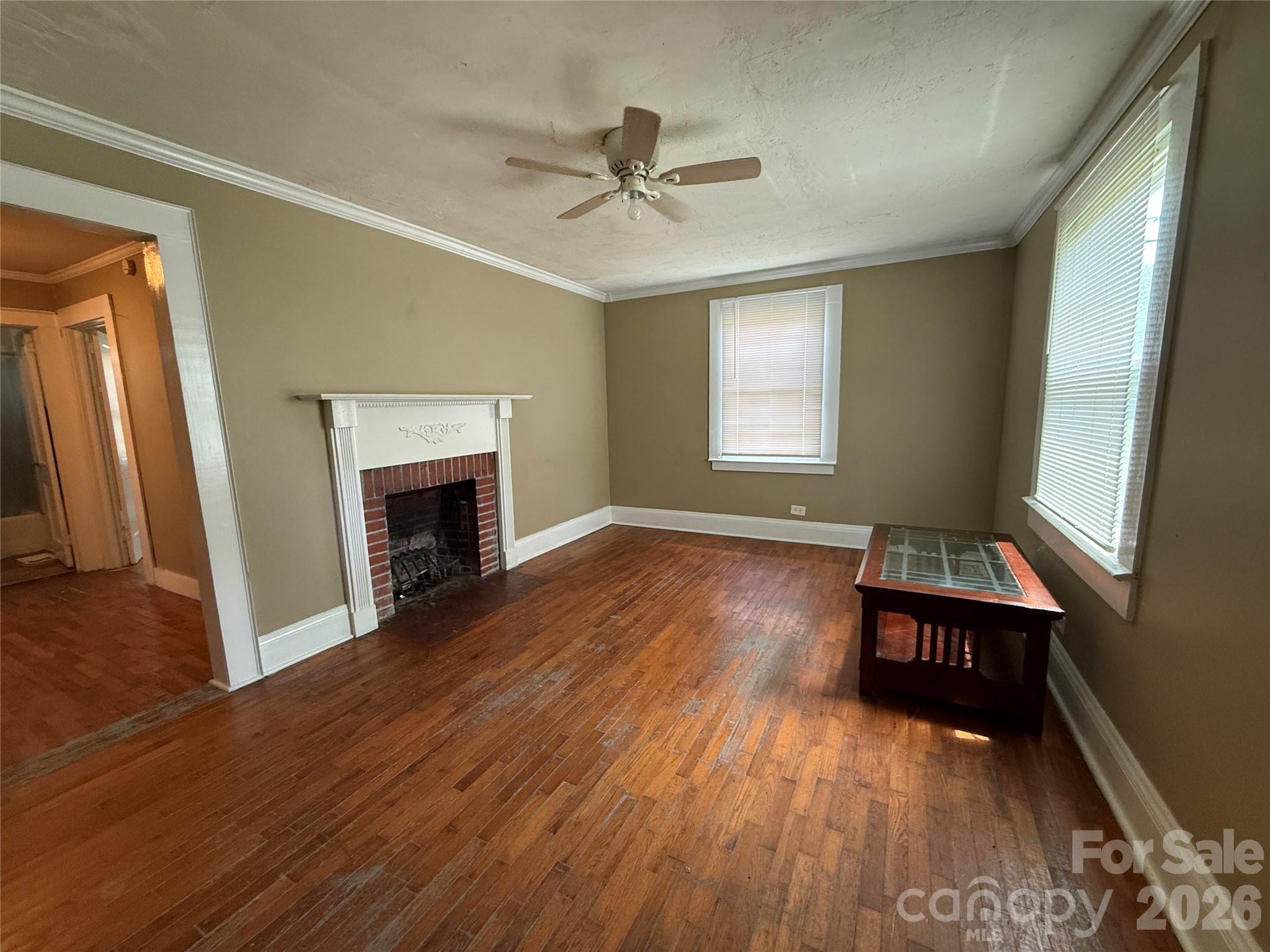610 E 4th Avenue Property Photo 2