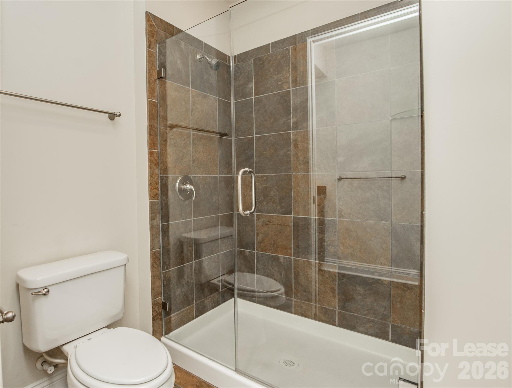 701 Royal Court Property Photo 13