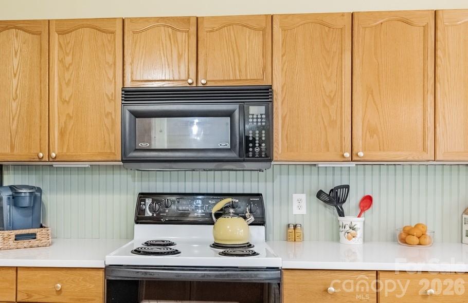 4956 Bentridge Drive Property Photo 8