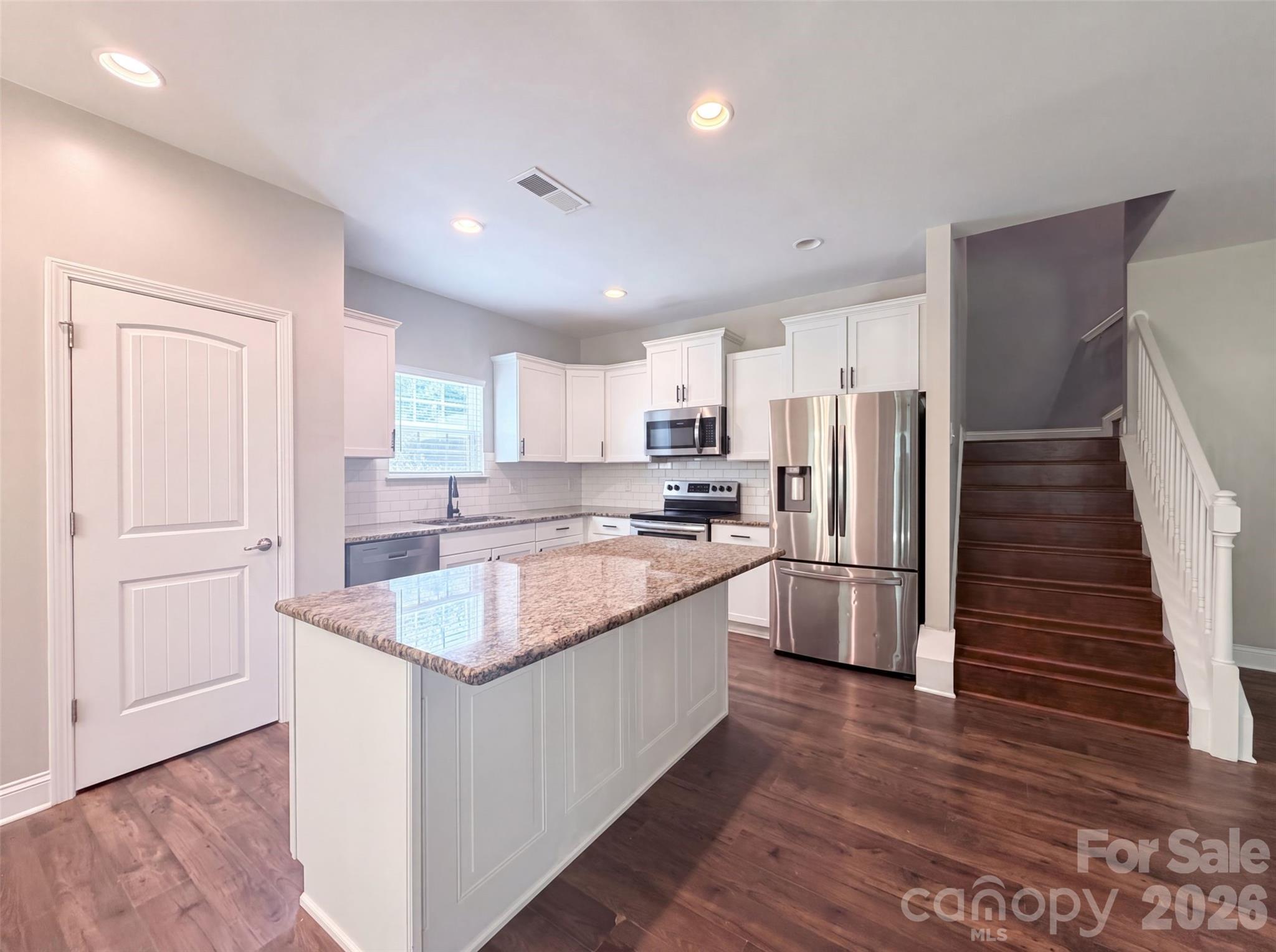147 Allenton Way 147 Property Photo 2