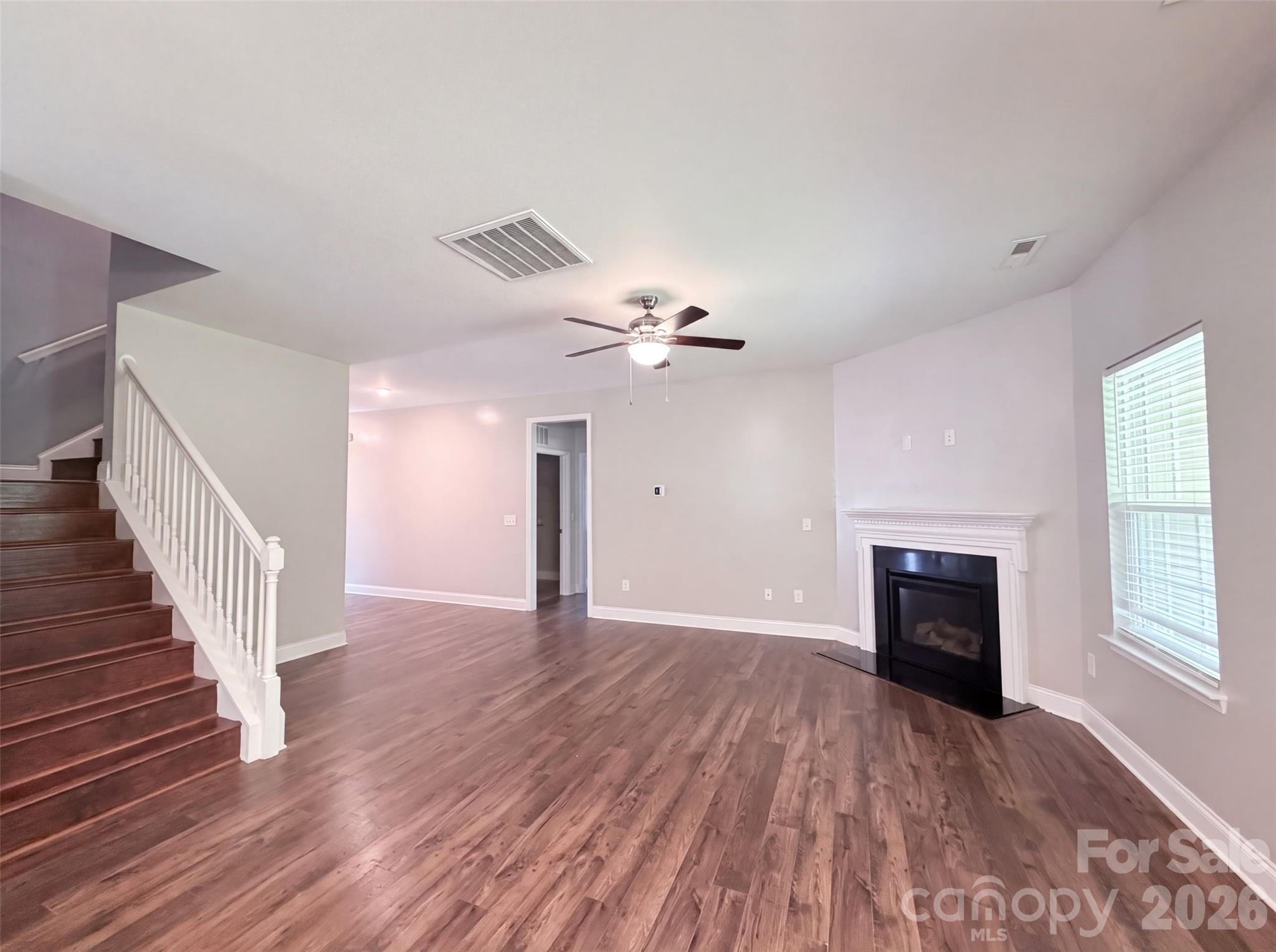 147 Allenton Way 147 Property Photo 3