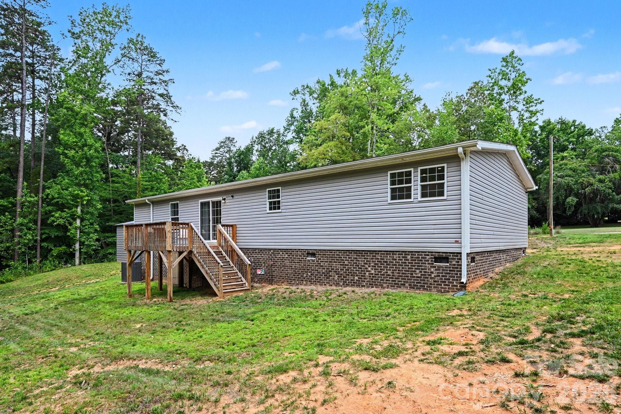 135 Elliot Drive Property Photo 29