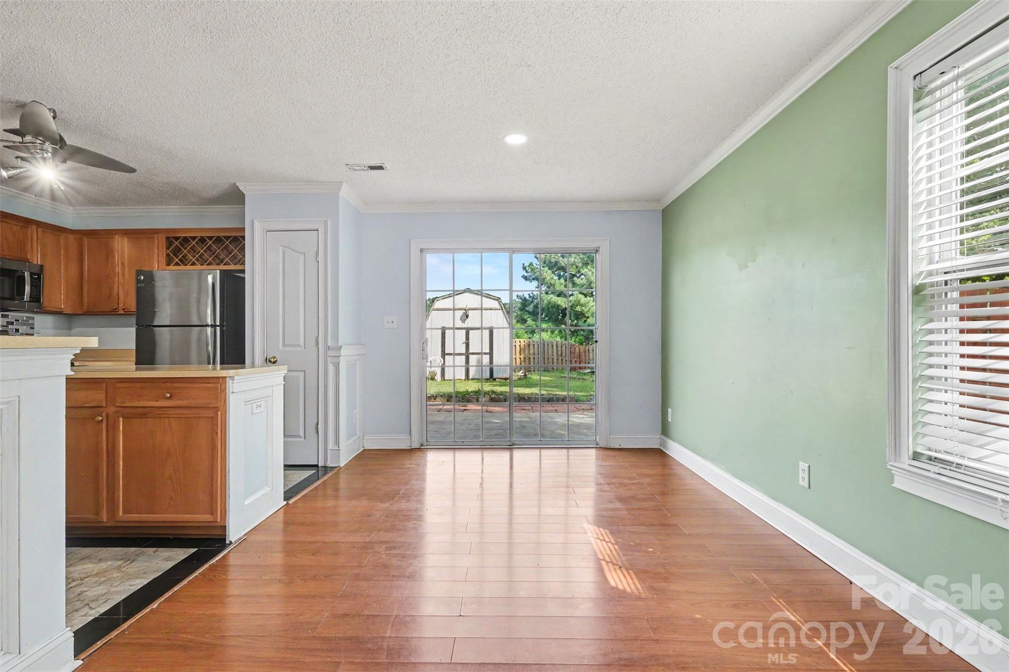3236 Steve Chapman Drive Property Photo 13