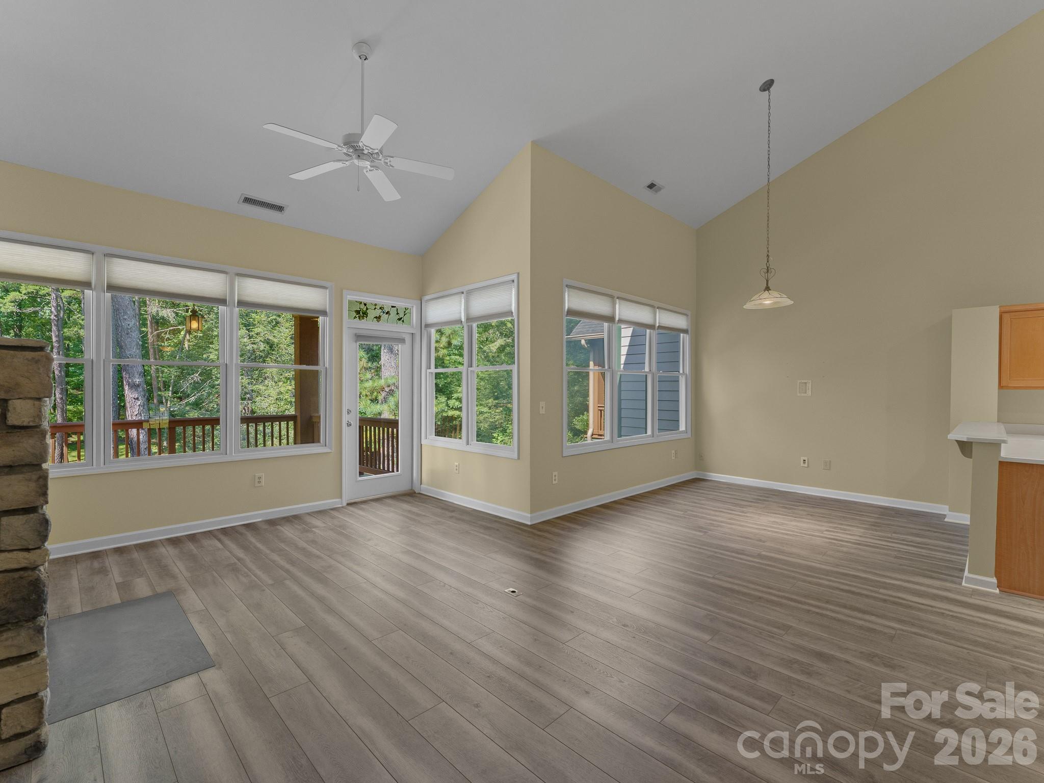 47 Ridgetop Circle 202 Property Photo 10