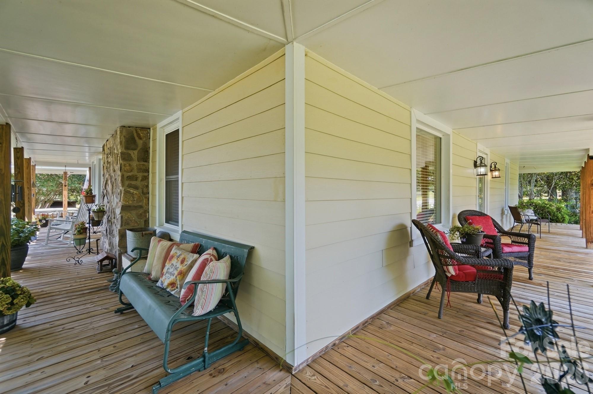 176 Meek Road Property Photo 5