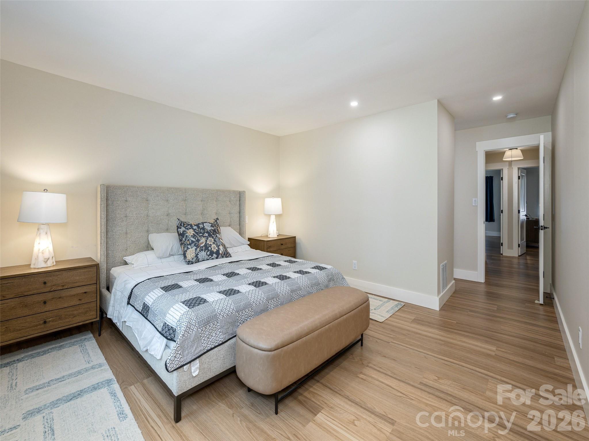 433 Crowfields Drive Property Photo 14