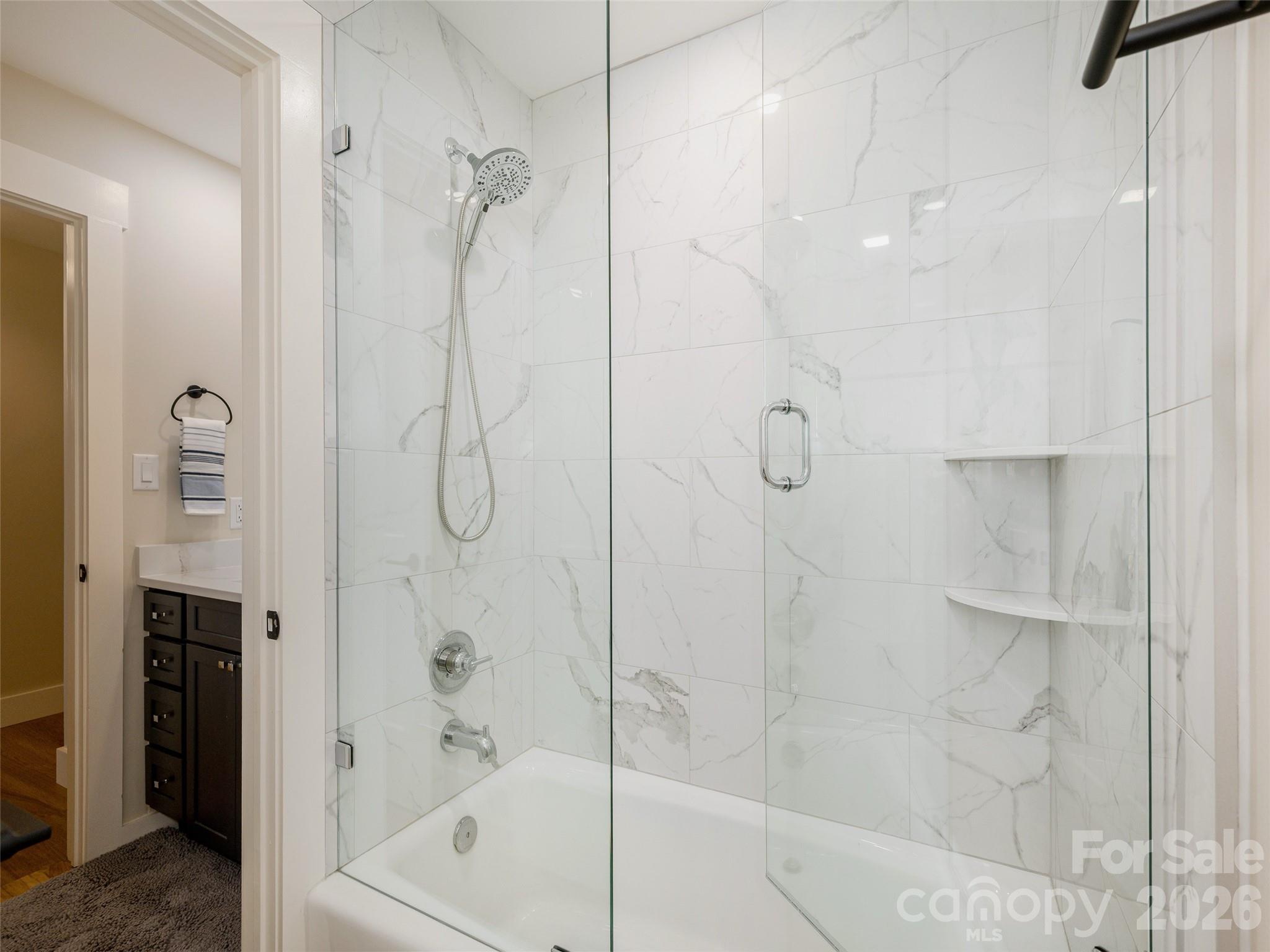 433 Crowfields Drive Property Photo 20