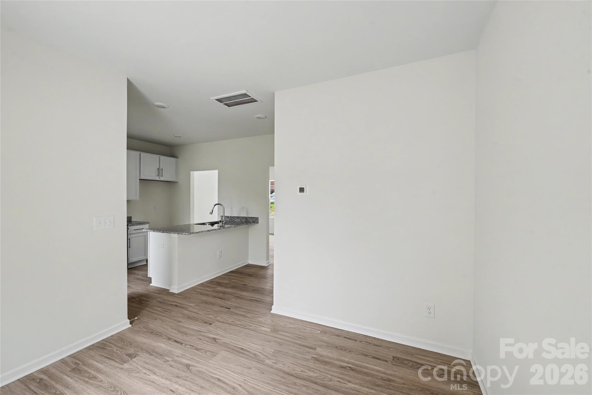 211 E 8th Avenue Property Photo 11