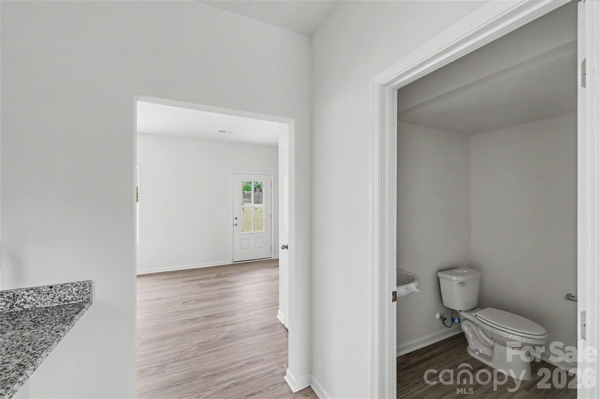 211 E 8th Avenue Property Photo 15