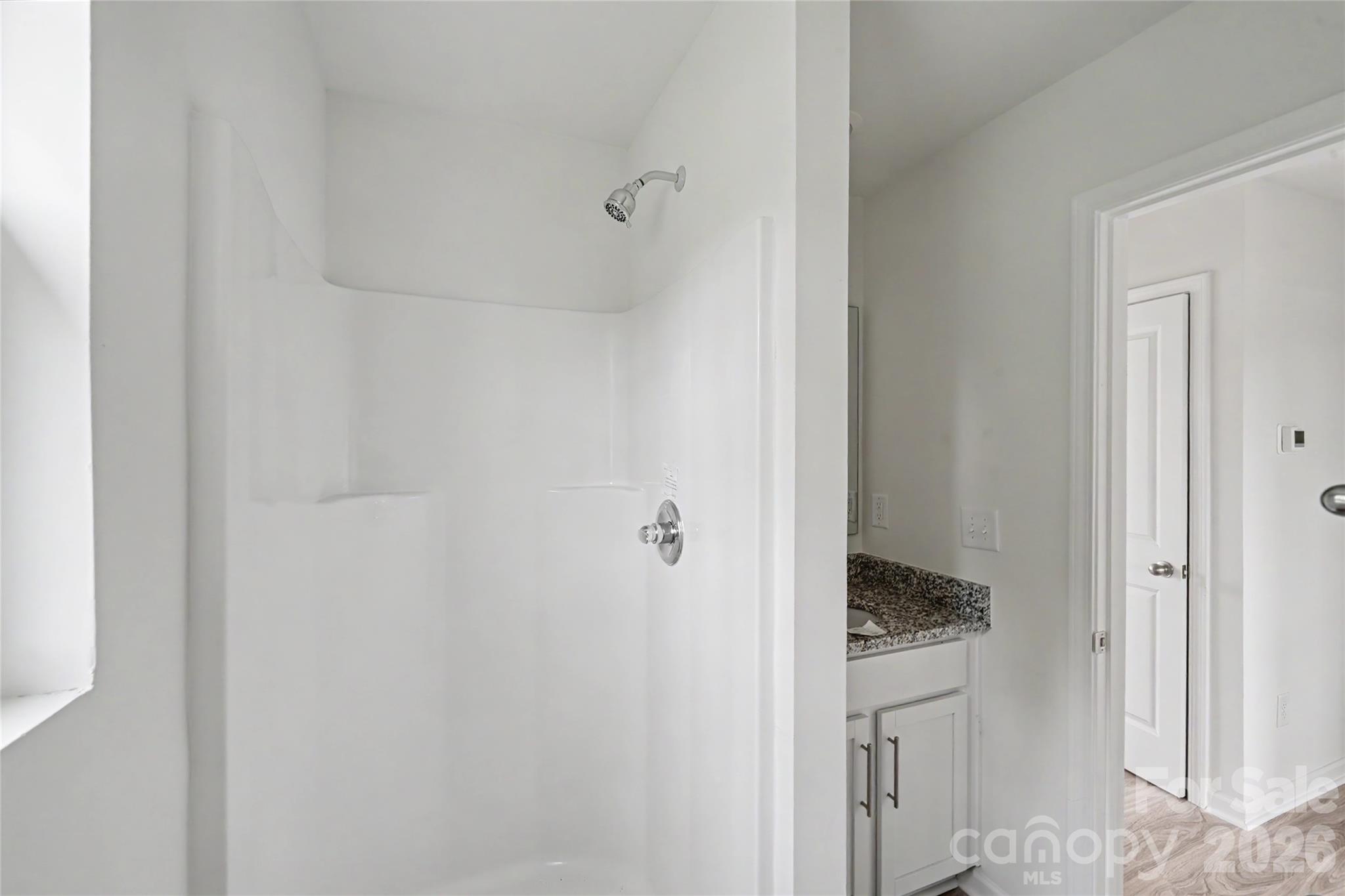 211 E 8th Avenue Property Photo 23
