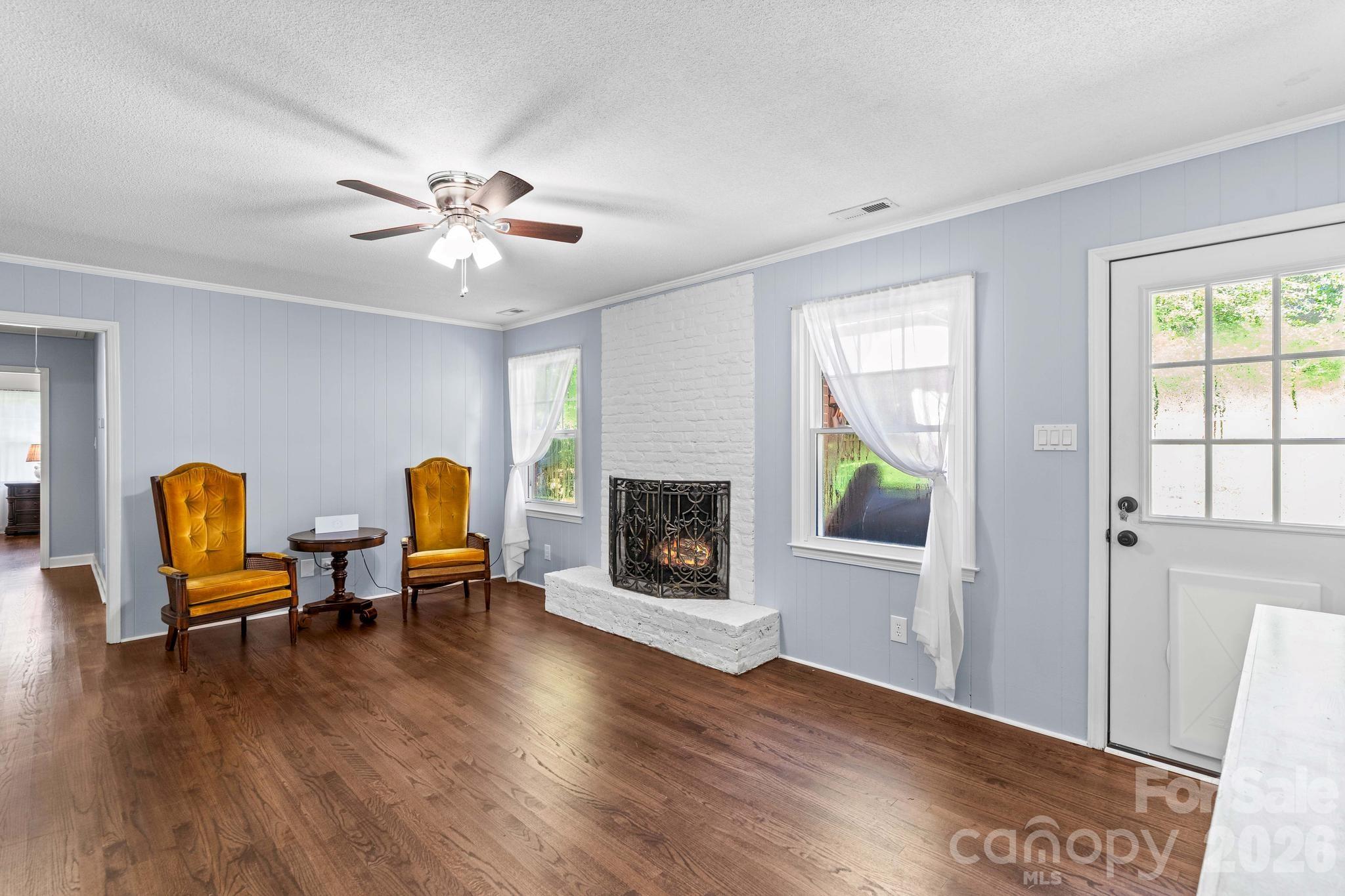 140 Spicewood Lane Property Photo 10