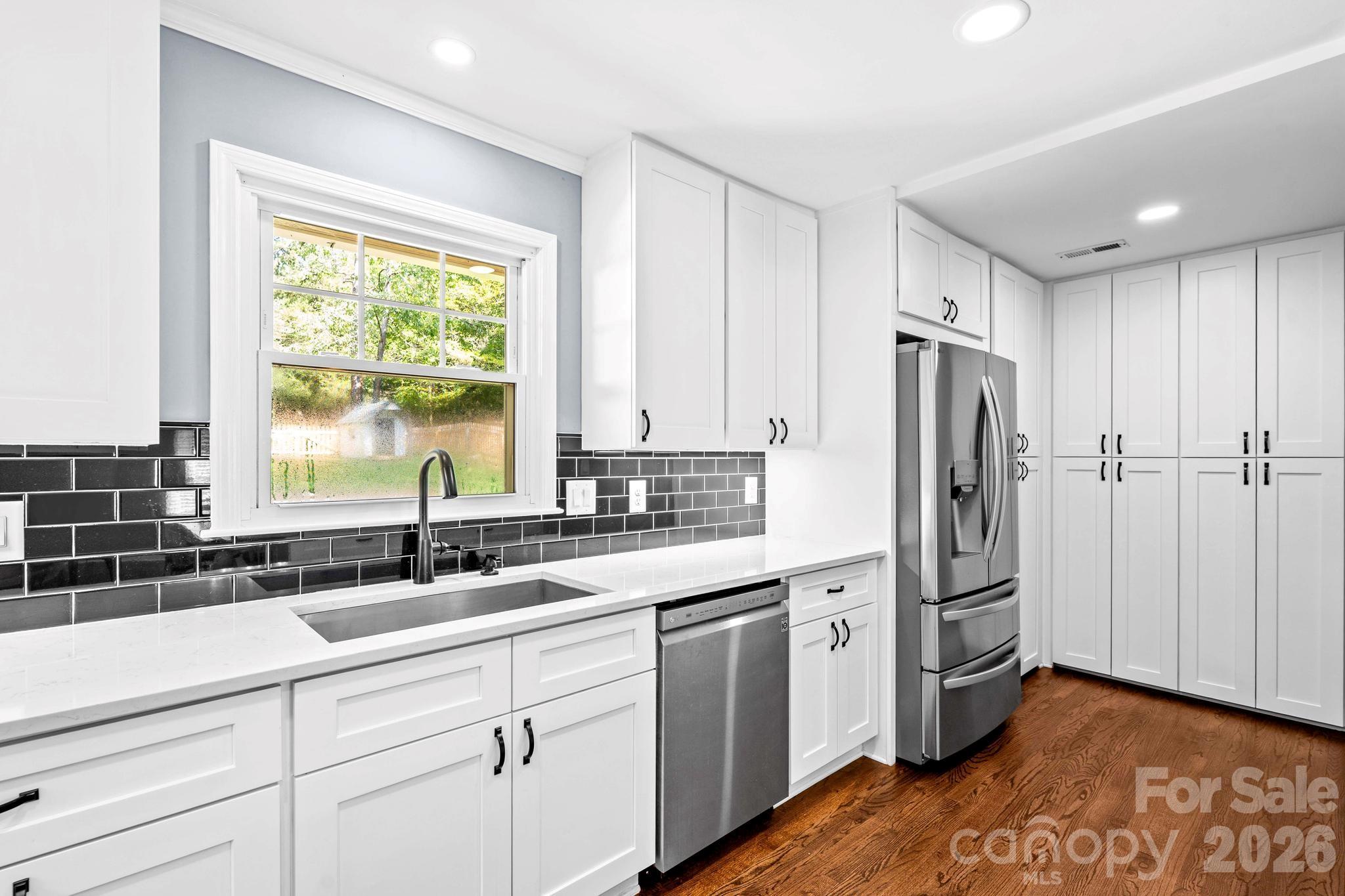 140 Spicewood Lane Property Photo 13