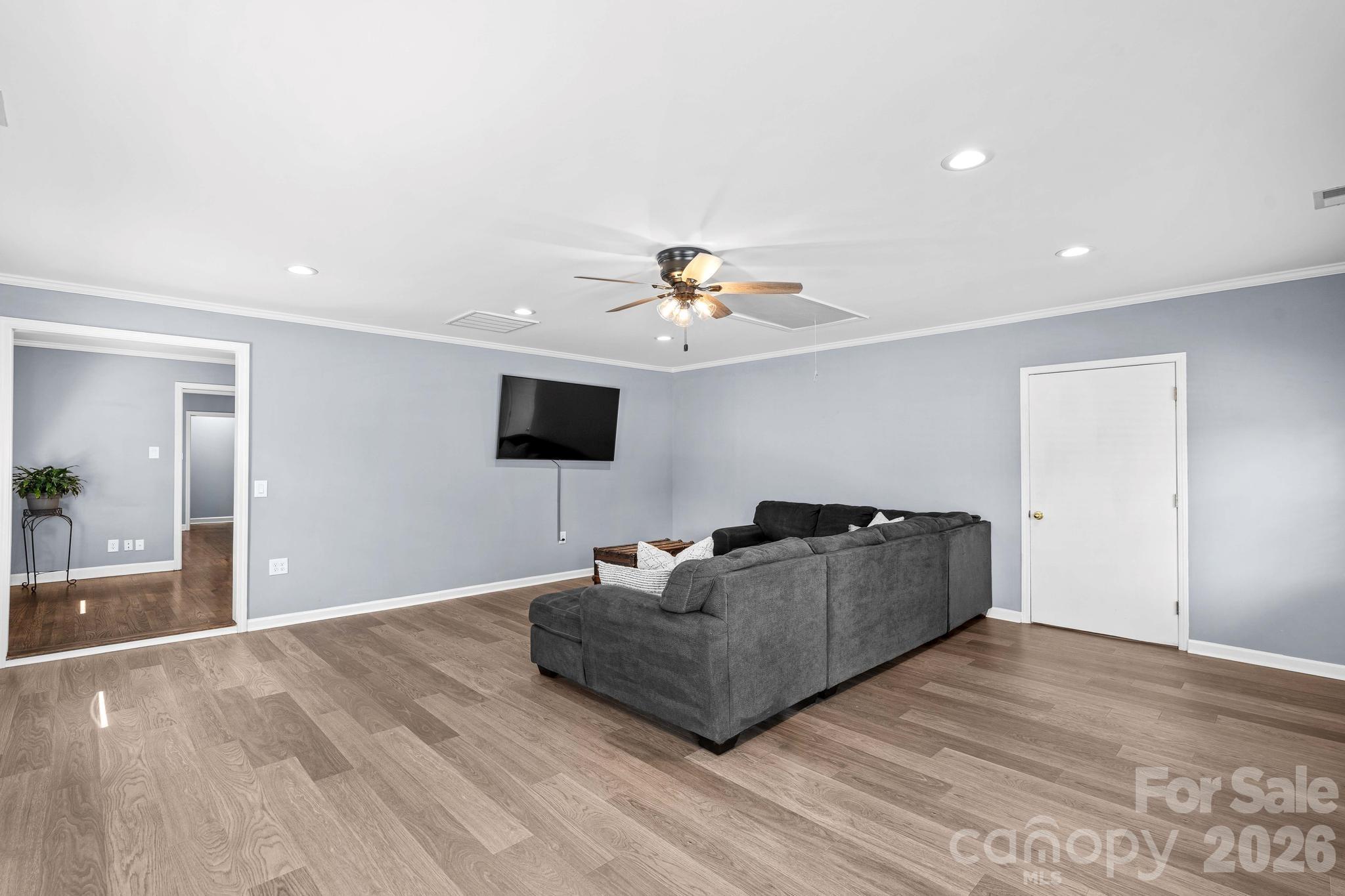 140 Spicewood Lane Property Photo 30