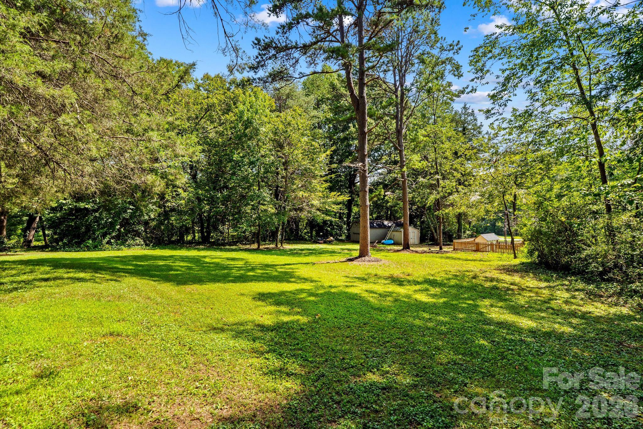 140 Spicewood Lane Property Photo 45